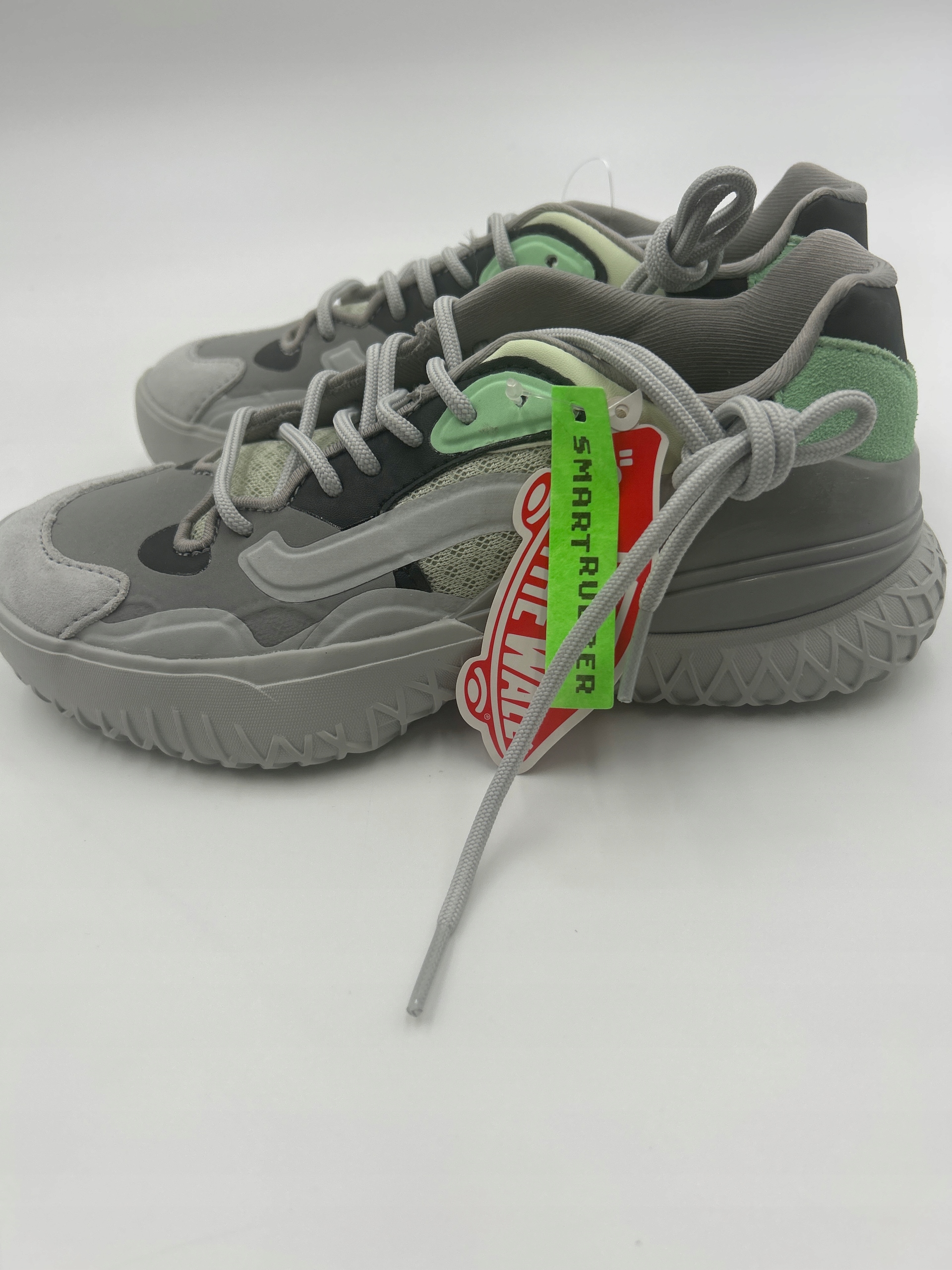 Vans velikost 35 unisex