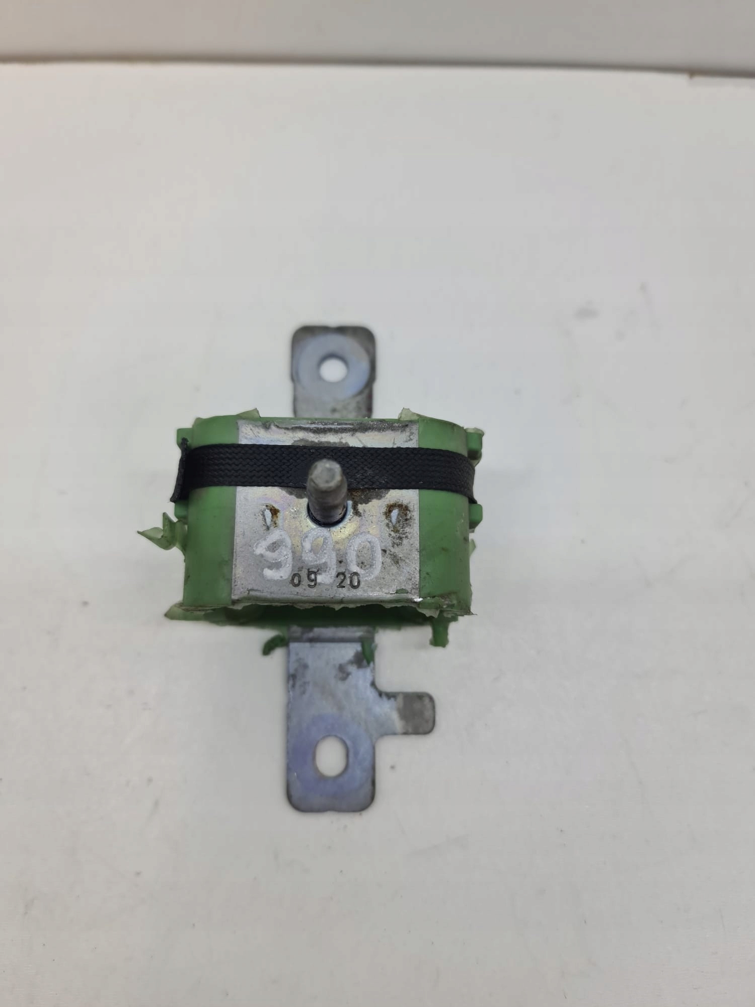 8200803310 - КРОНШТЕЙН ПОДУШКА ГЛУШНИКА TRAFIC III VIVARO B