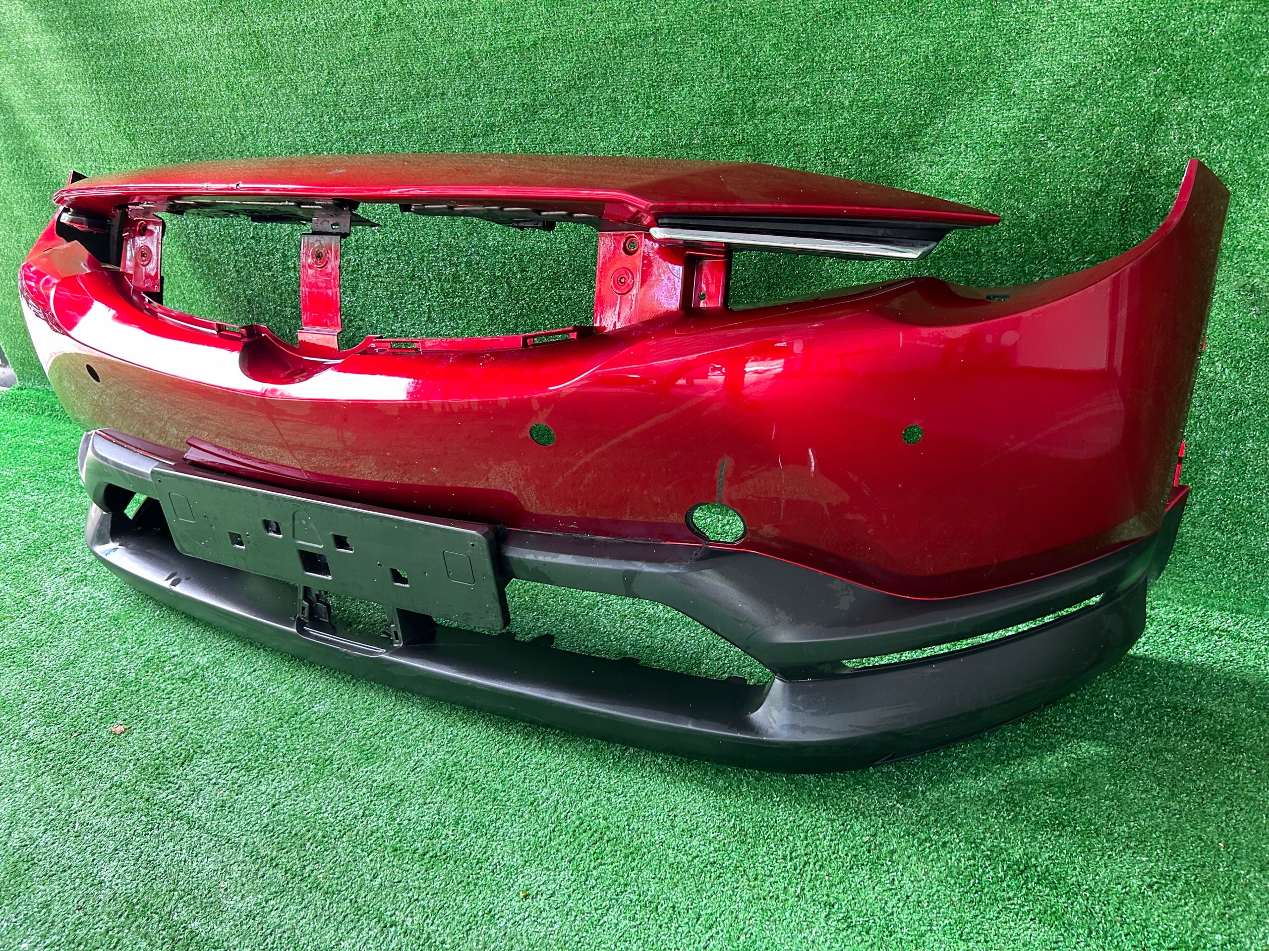 Mazda MX-30 bumper front cap nosek 2020