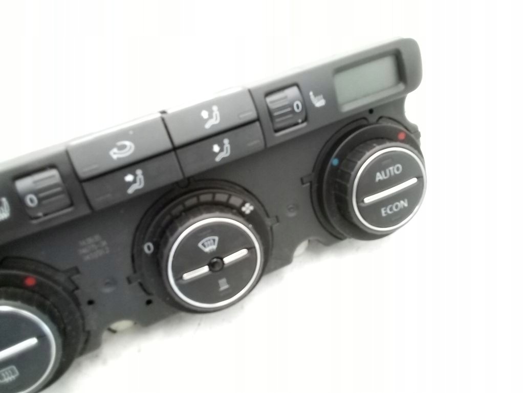 VW Passat B6 panel air conditioning devices