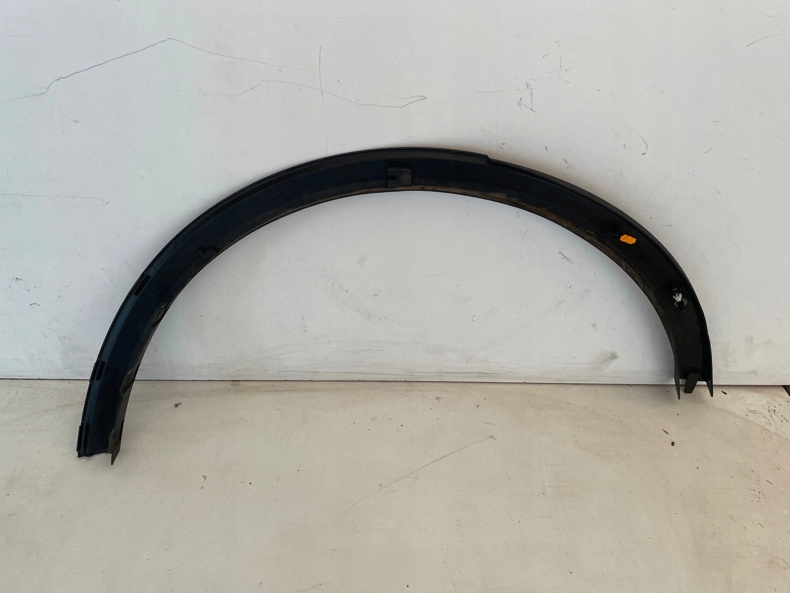 lista sárvédöt far hátso bal Ford Kuga Mk3