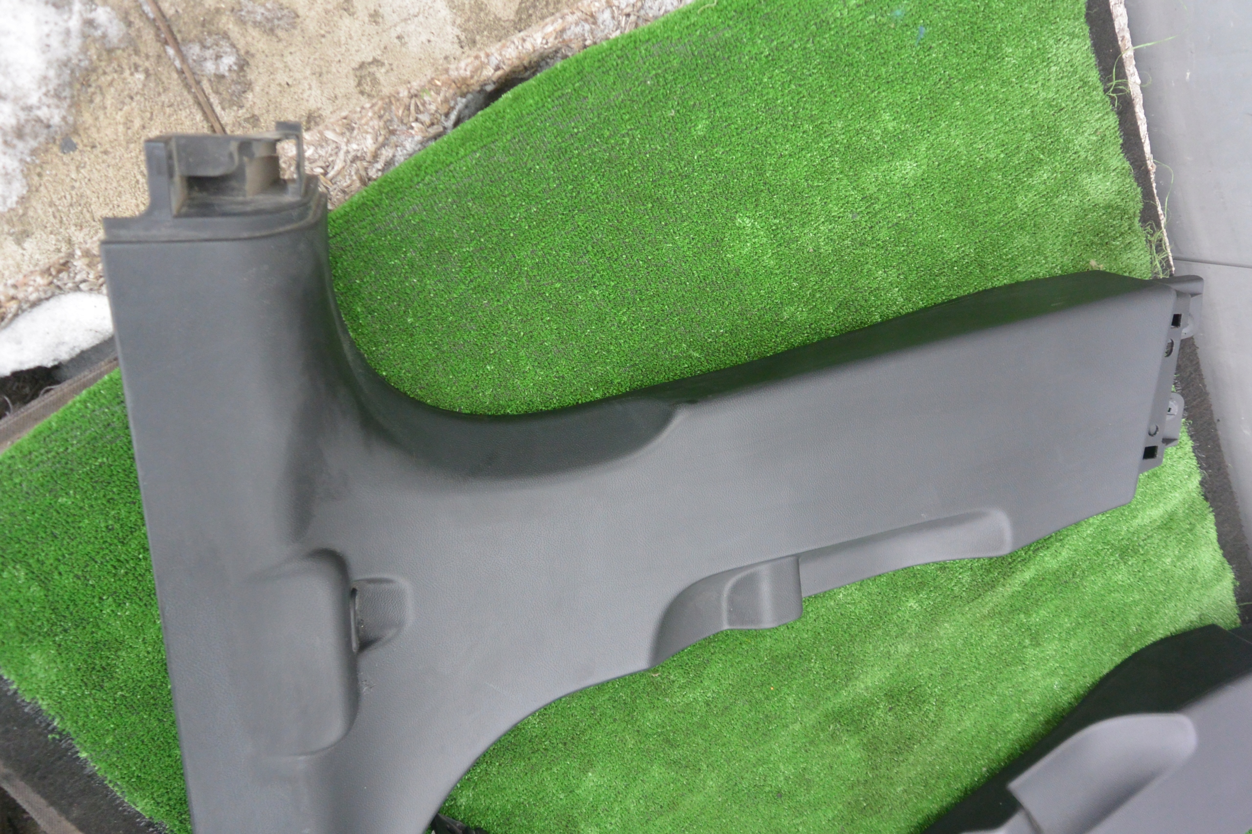 cover pillar trim front black, MASERATI GHIBLI III