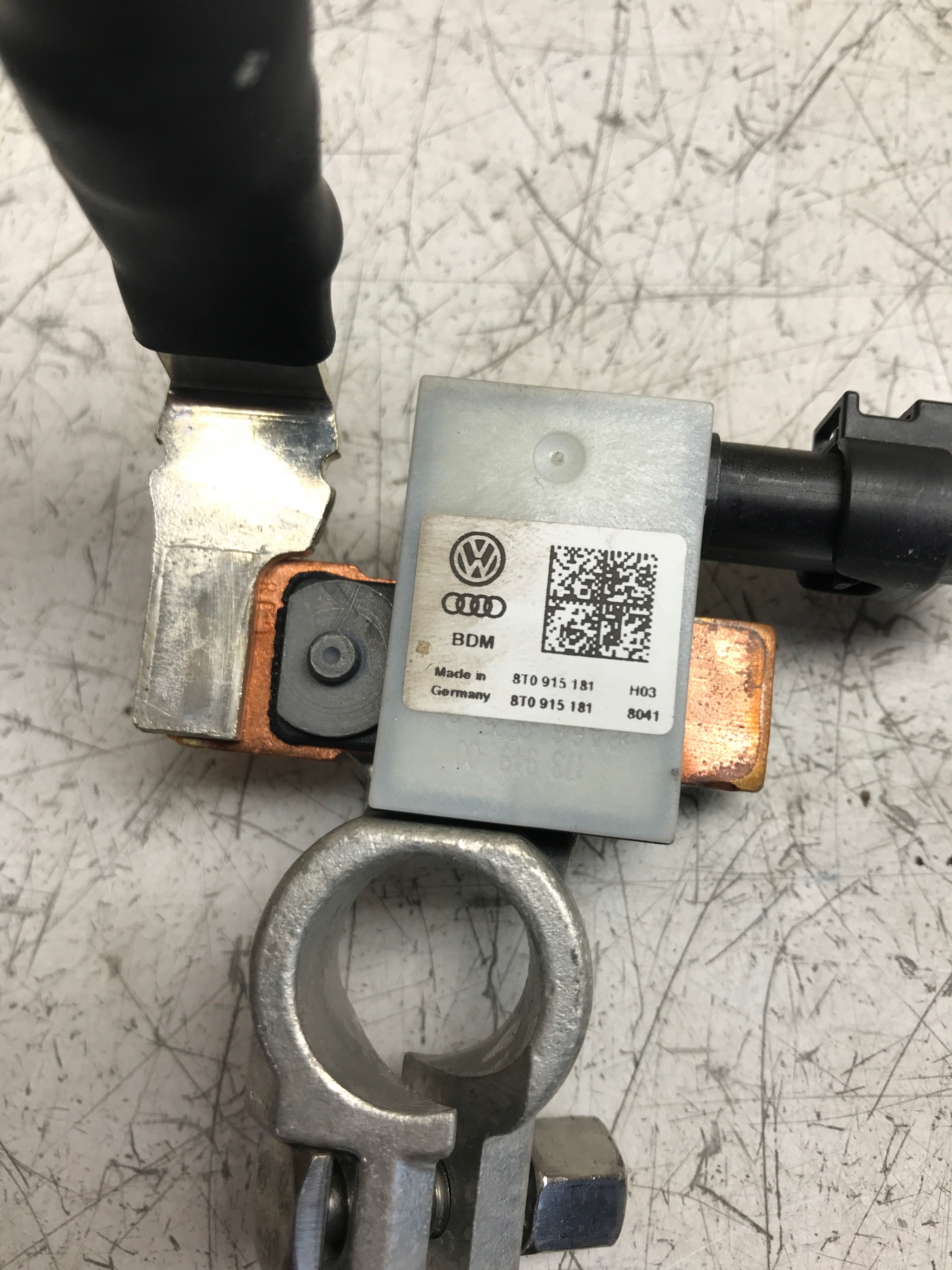 Batteriemanagement Sensor AUDI A5 LIFT 8T0915181