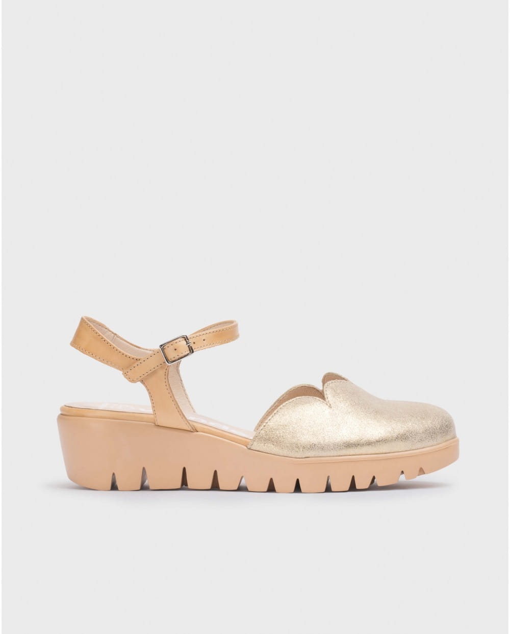 Dámské sandály Wonders C-33292 Glitter/pe Gold/sand 35, zlaté