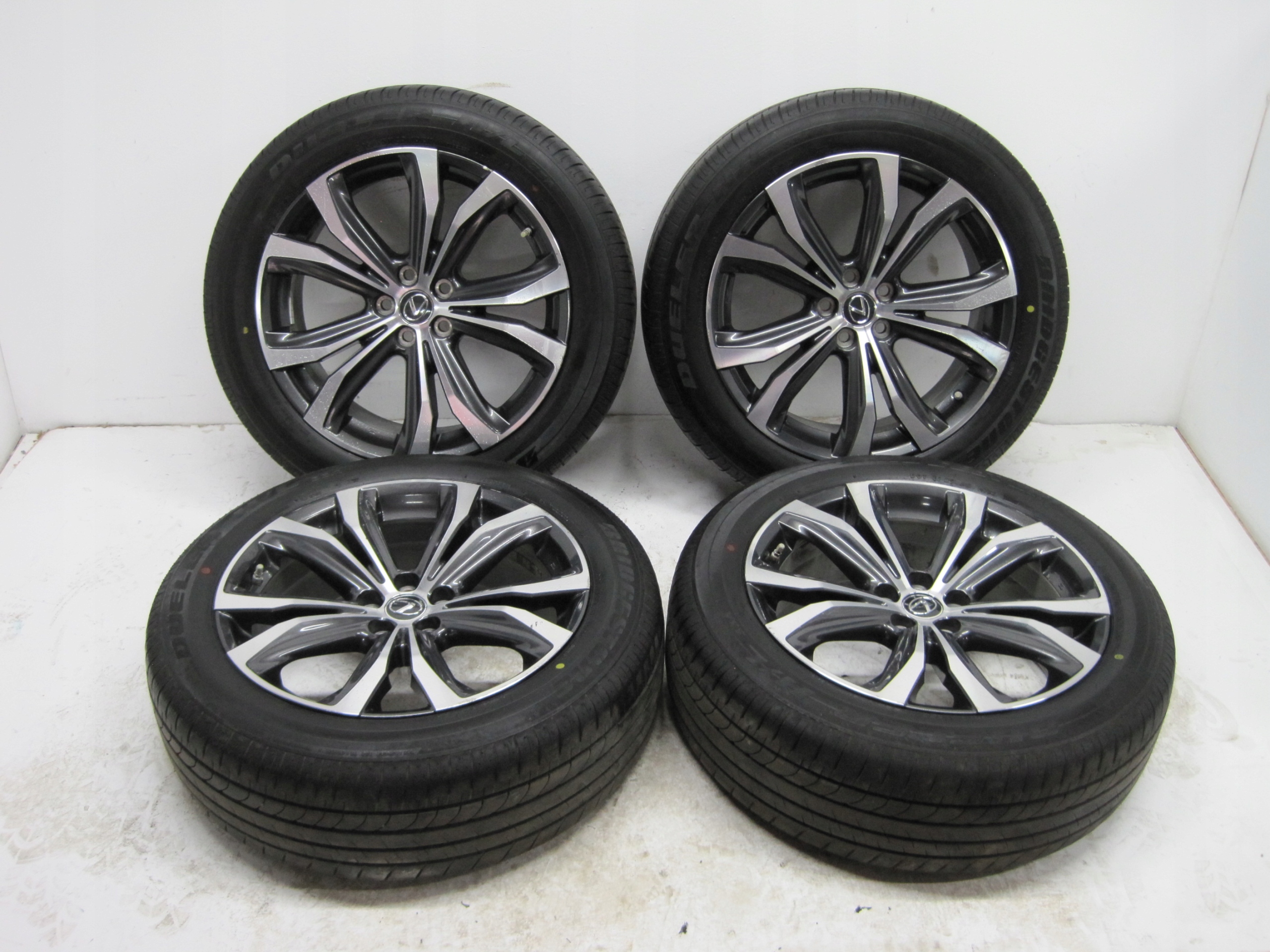 wheels discs tyres LEXUS RX450 RX R20 22r 235/55
