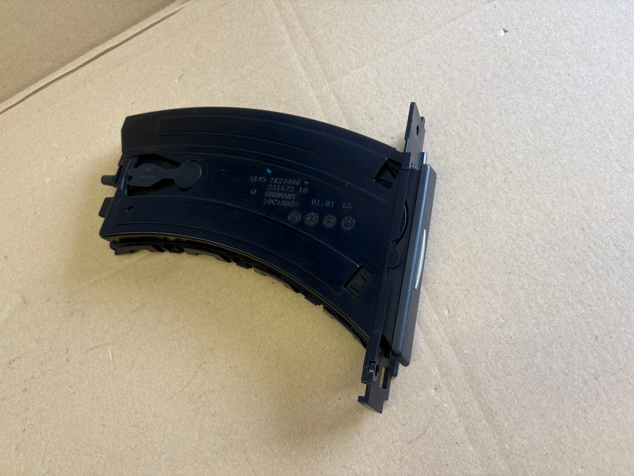 BMW E90 E91 bracket for KUBEK 7127406