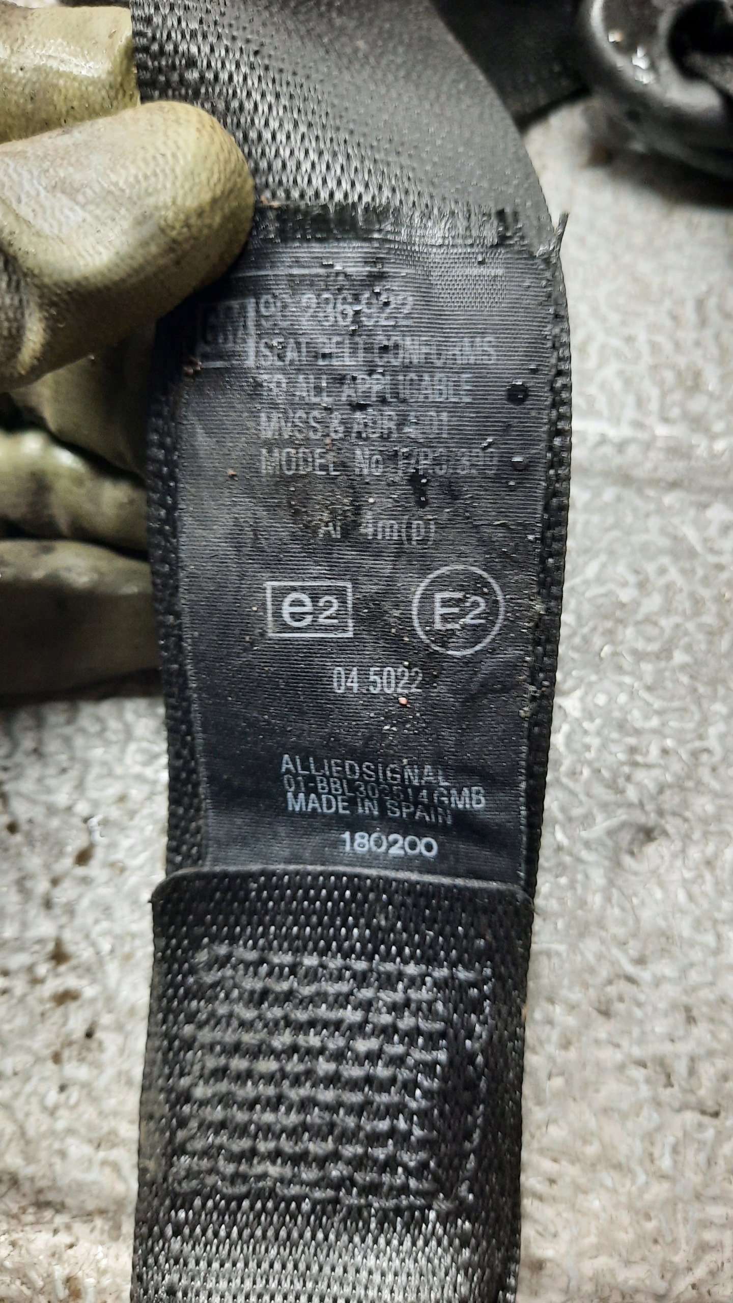 ремень безопасности opel CORSA b 1.5d 00R