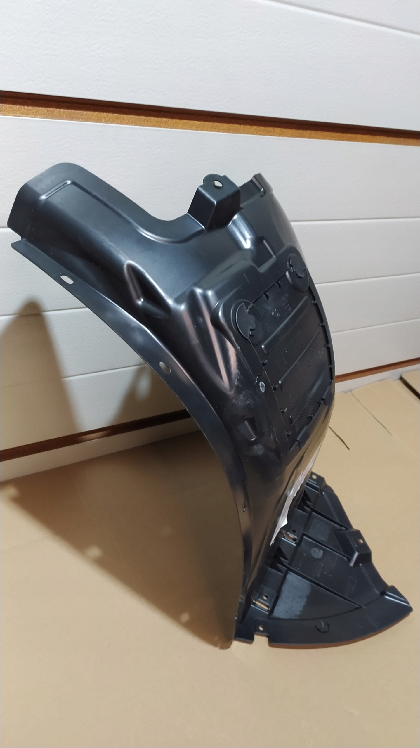 подкрылки правый перед BMW X1 E84 oe 75965010