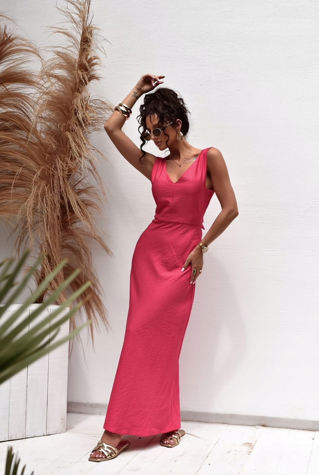 Šaty maxi s odhalenými zády Amarantová vel. 36