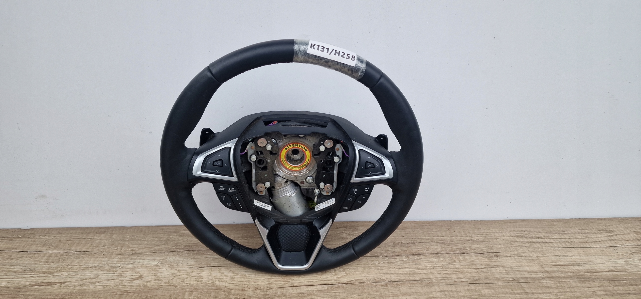 G2G3-3G600 - КОЖАНЫЙ РУЛЬ FORD EDGE MK2 MONDEO FIESTA