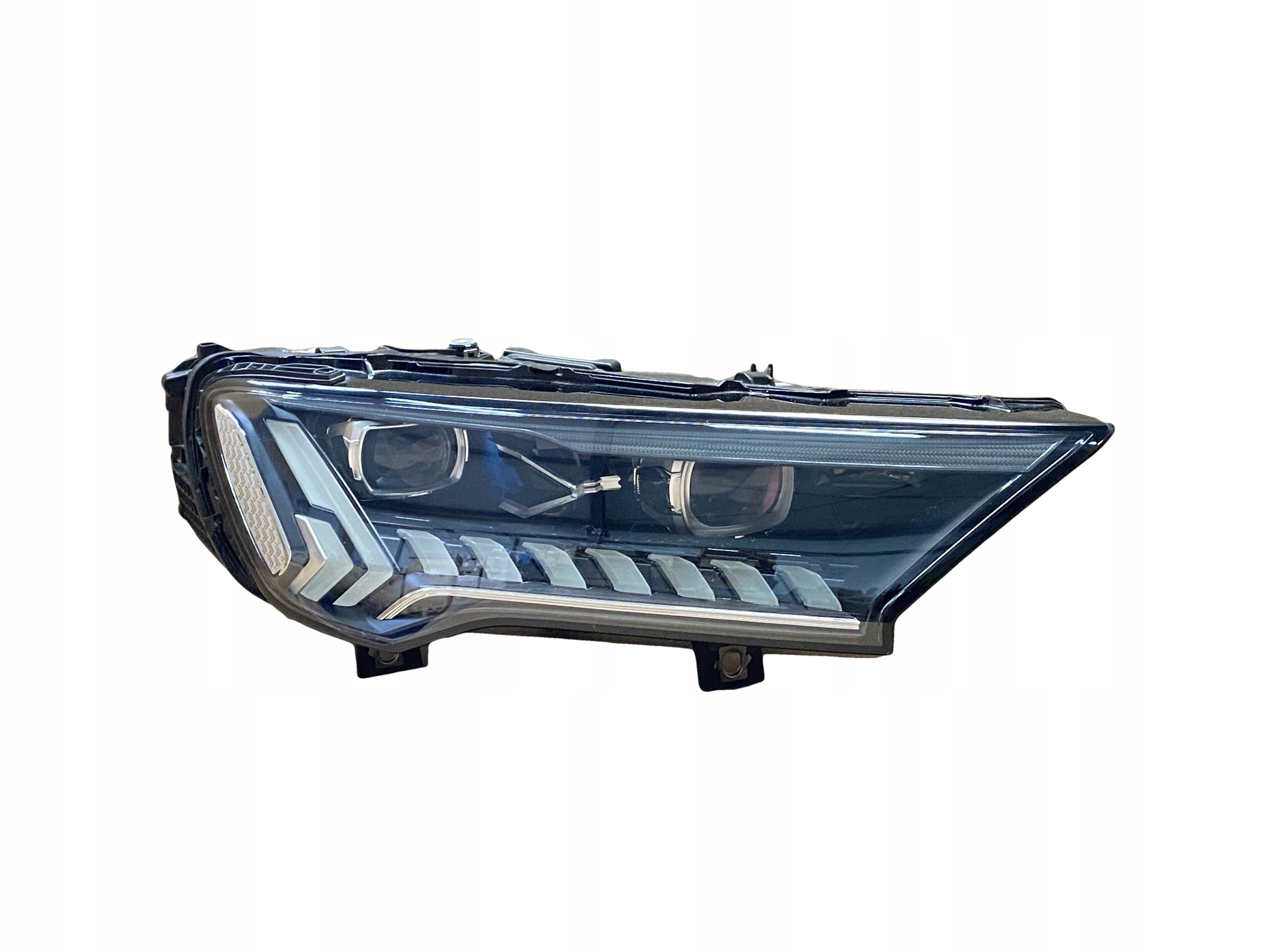 AUDI Q7 4M LIFT LAMPY PRZOD MATRIX LASER 4M0941085C Producent części Audi OE
