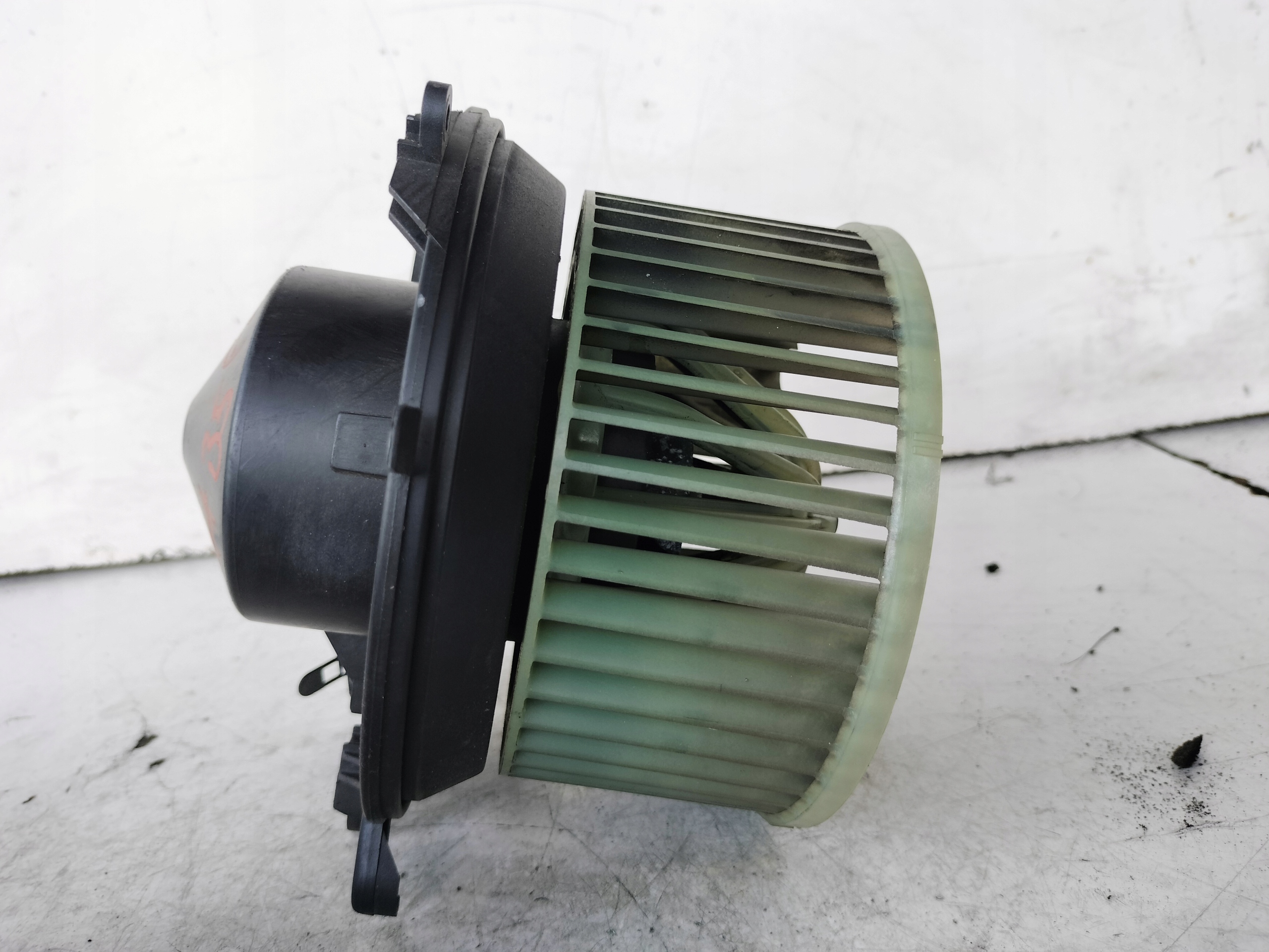 VW PASSAT B5 LIFT heating air conditioning devices 8D1820021 740221233F