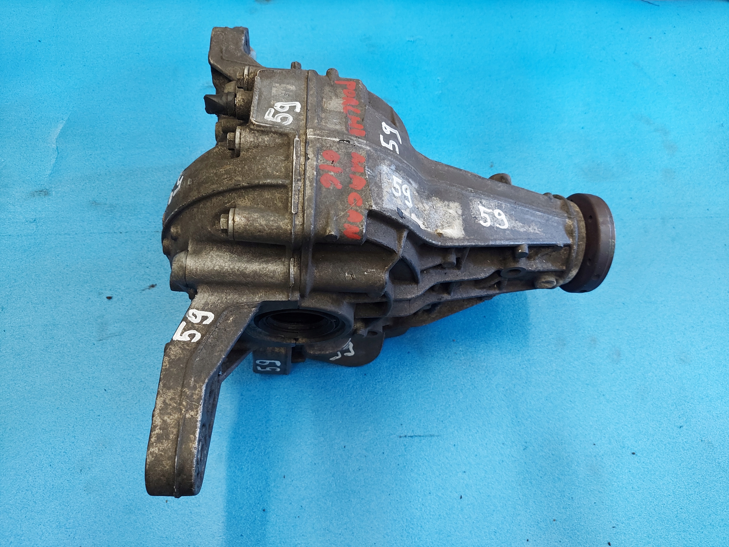 МІСТ DYFER PORSCHE MACCAN 85B525015E