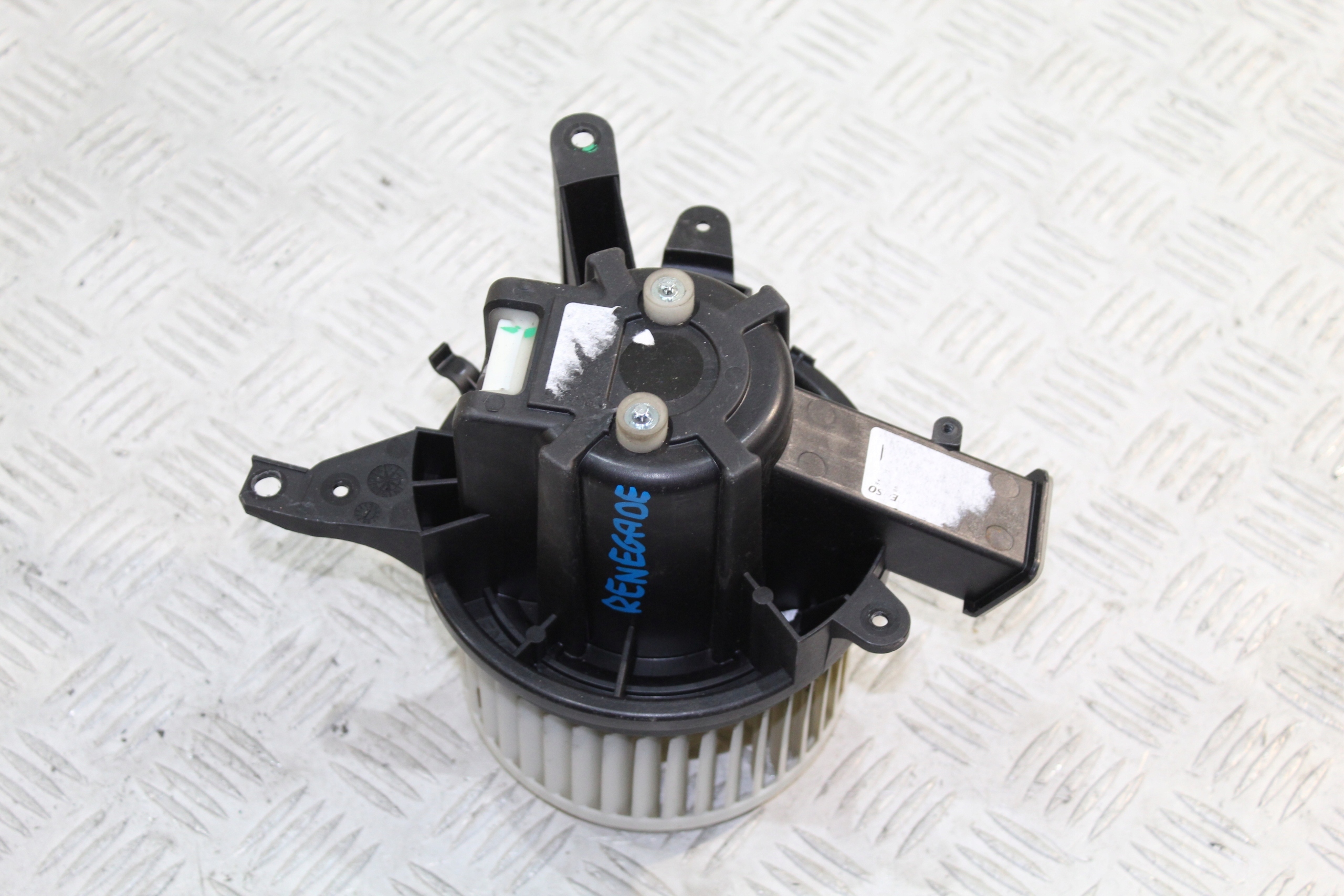 DMUCHAWA WENTYLATOR NAGRZEWNICY JEEP RENEGADE