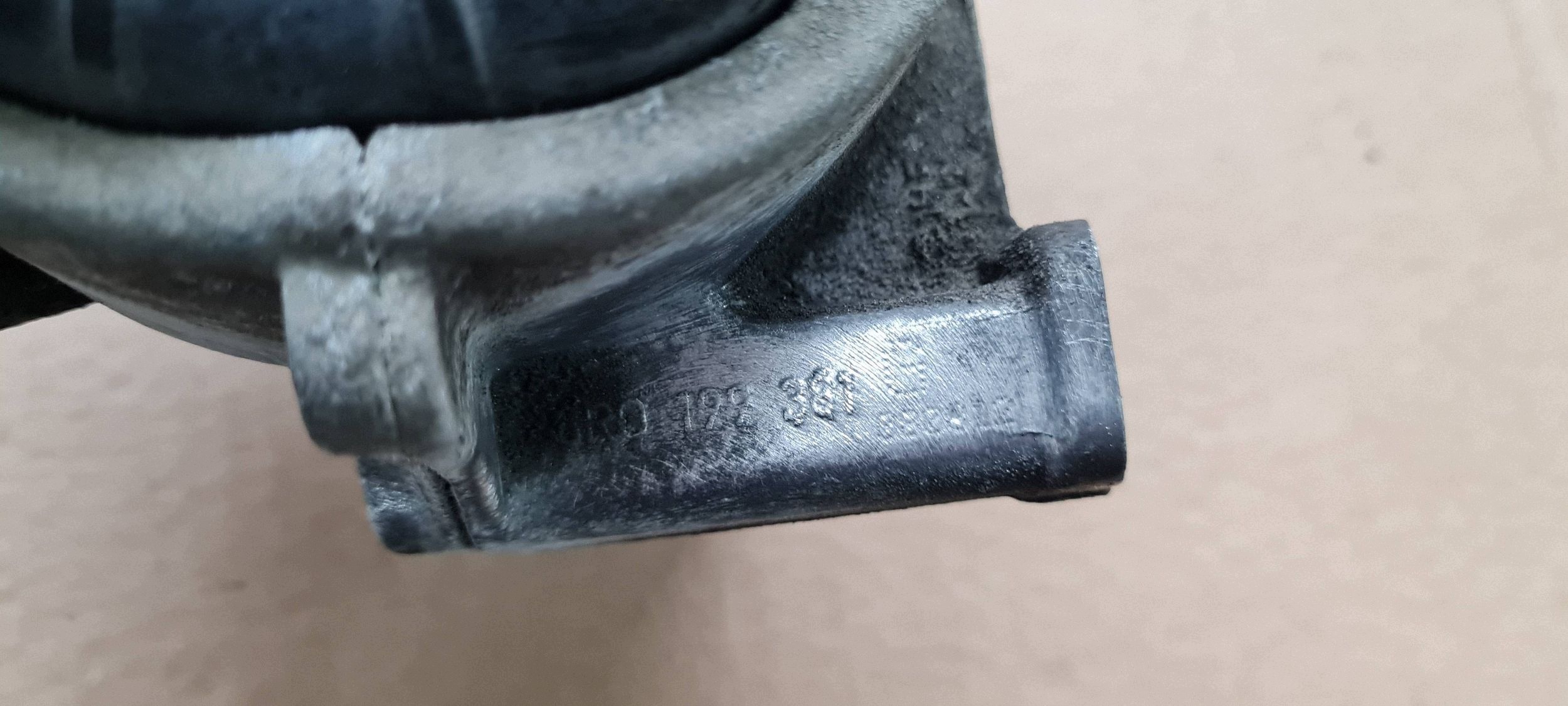A5 8T LIFT engine mount left left front 1.8 TFSI 8R0199381G A4 B8 LIFT