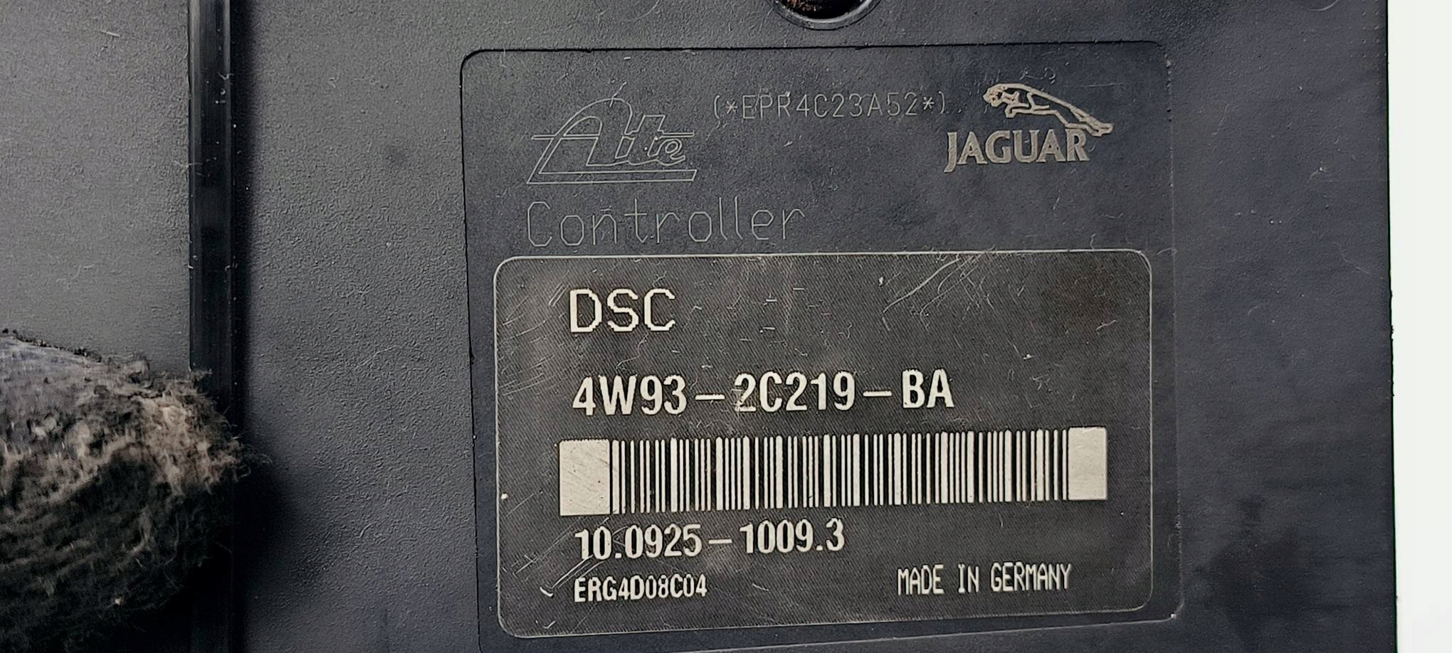 pump ABS brake 4W93-2C405-AA JAGUAR XJ VII