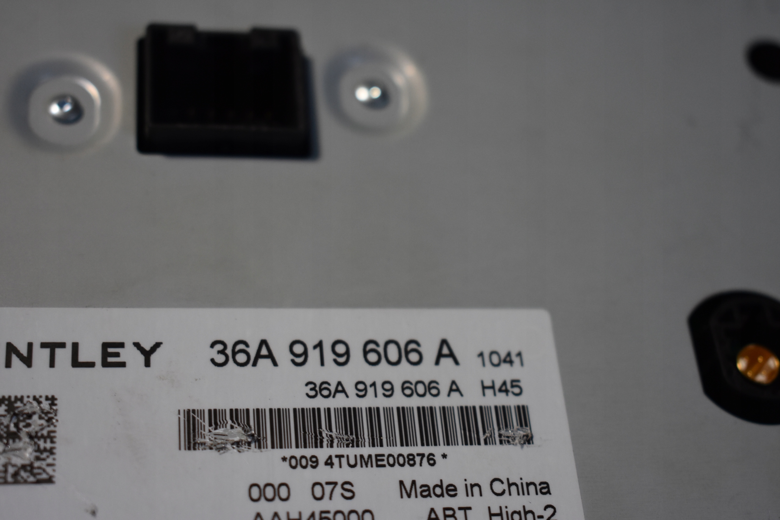 IDEALNY EKRAN display LCD RADIA navigation devices BENTLEY BENTAYGA 1