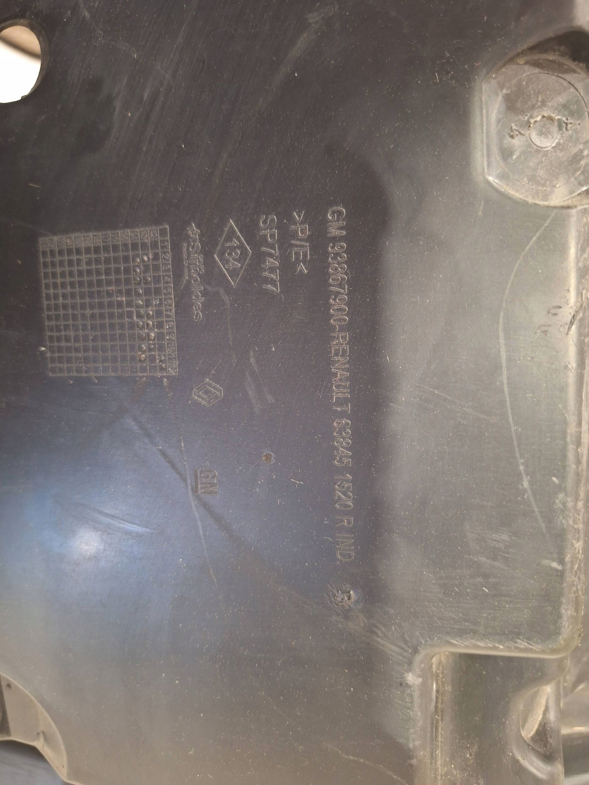 mudguard front right 638449610R RENAULT TRAFIC III VIVARO B 14