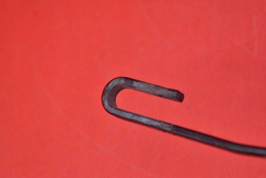 wiper arm front EU MERCEDES ML W163 01-05
