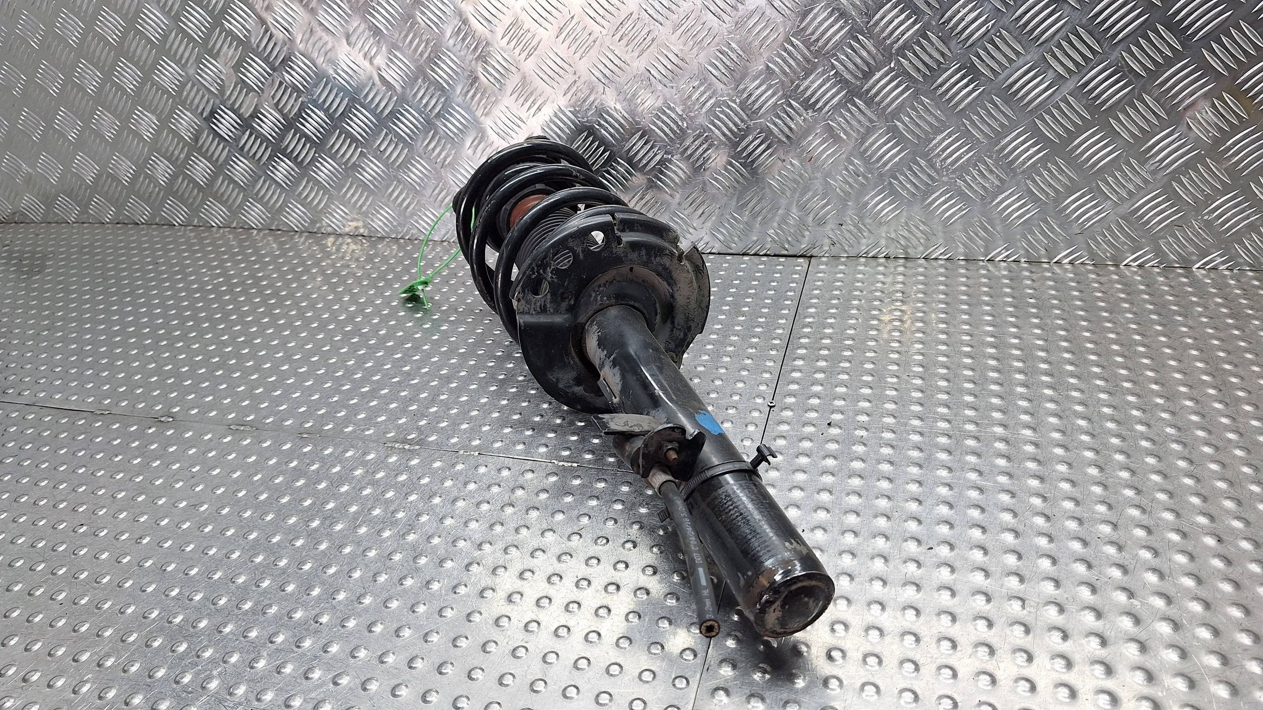 shock absorber left front CV61-18K001-FCA FORD KUGA MK2