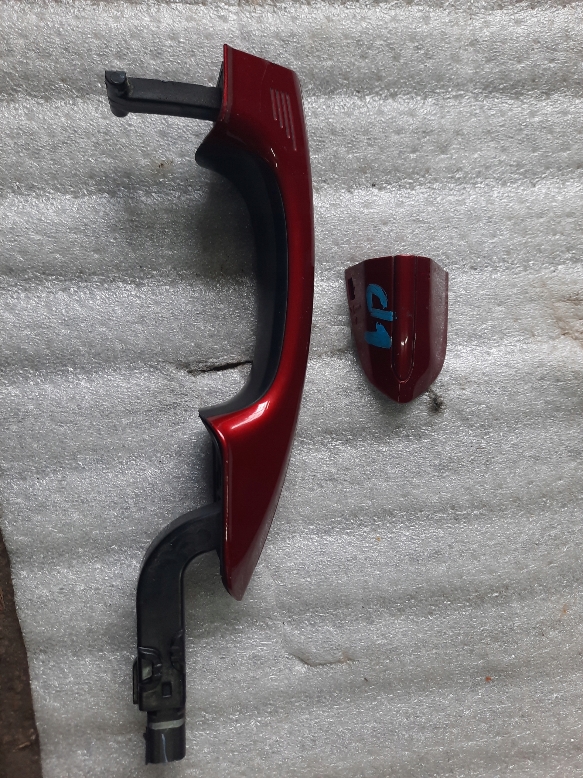 57 РУЧКА КОМФОРТ ЛІВА ЗАДНЯ RR FORD EDGE II MK2