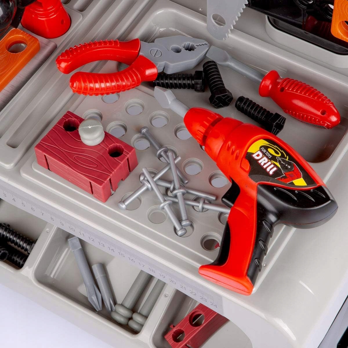 DUŻY WARSZTAT dla DZIECI 45 elementów STOLIK PIŁA x2 WIERTARKA MŁOTEK ++ Płeć chłopcy dziewczynki