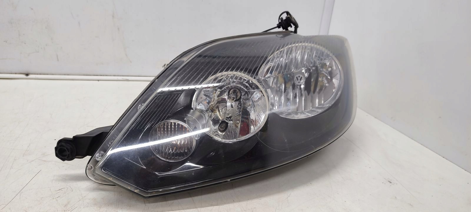 light front front left VW Golf V plus