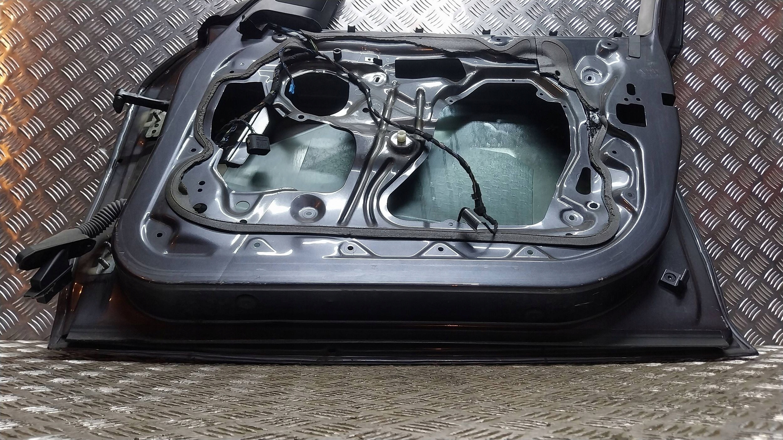 Tür vorne rechts BMW 1 E87 04