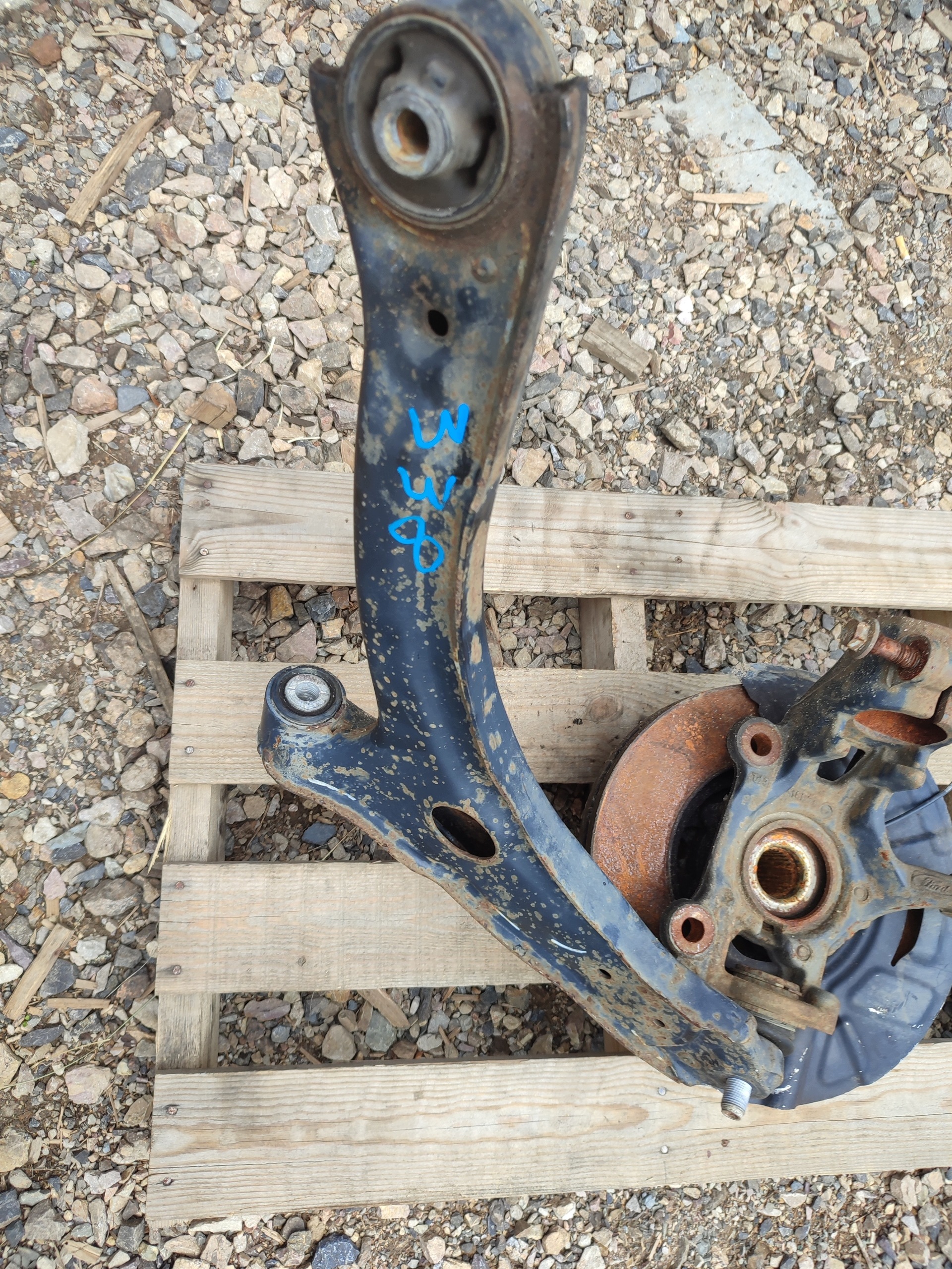 otoč předek levá FORD TRANSIT VI MK6