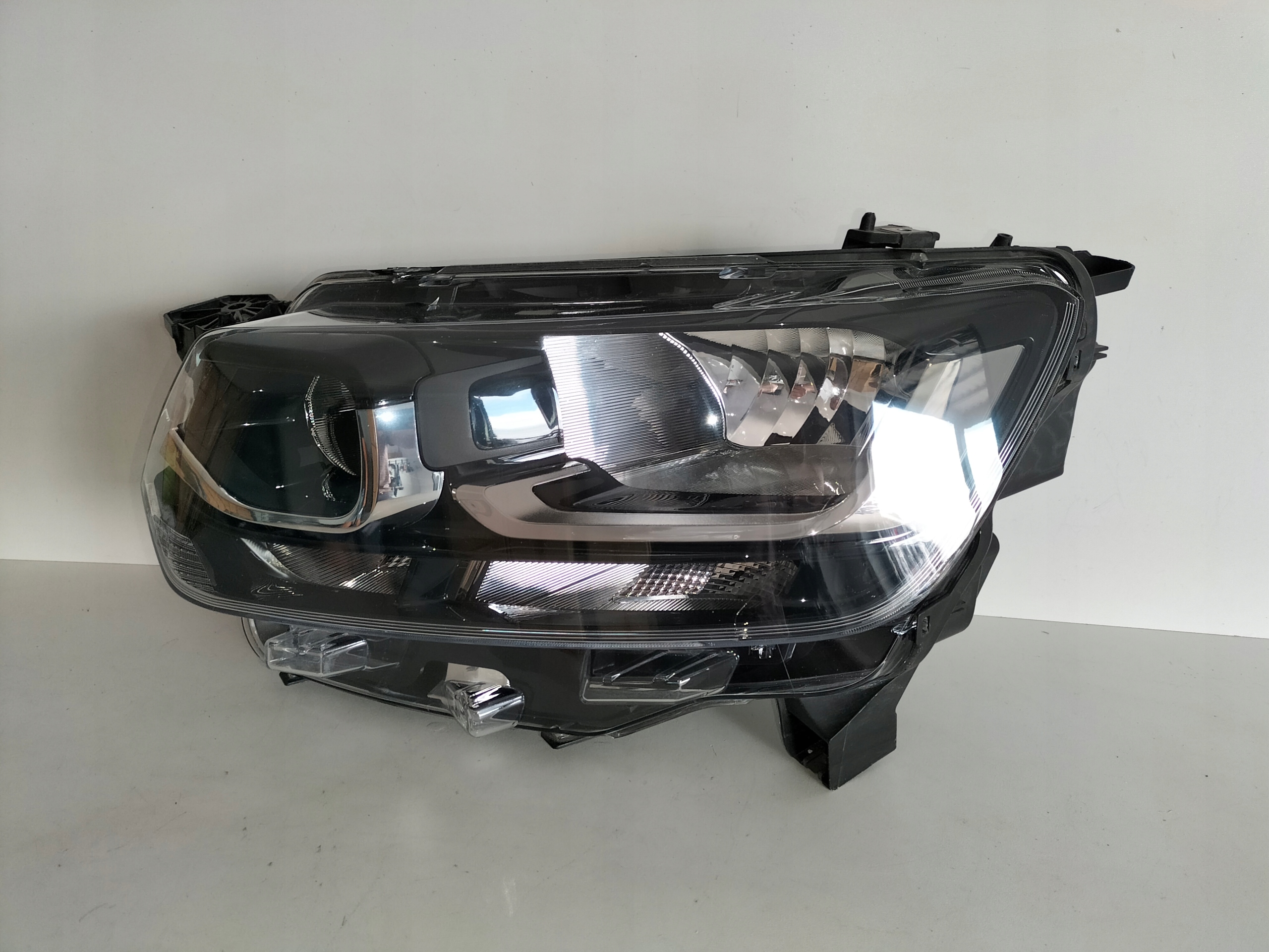 light front reflektor left TOYOTA PROACE CITY 19