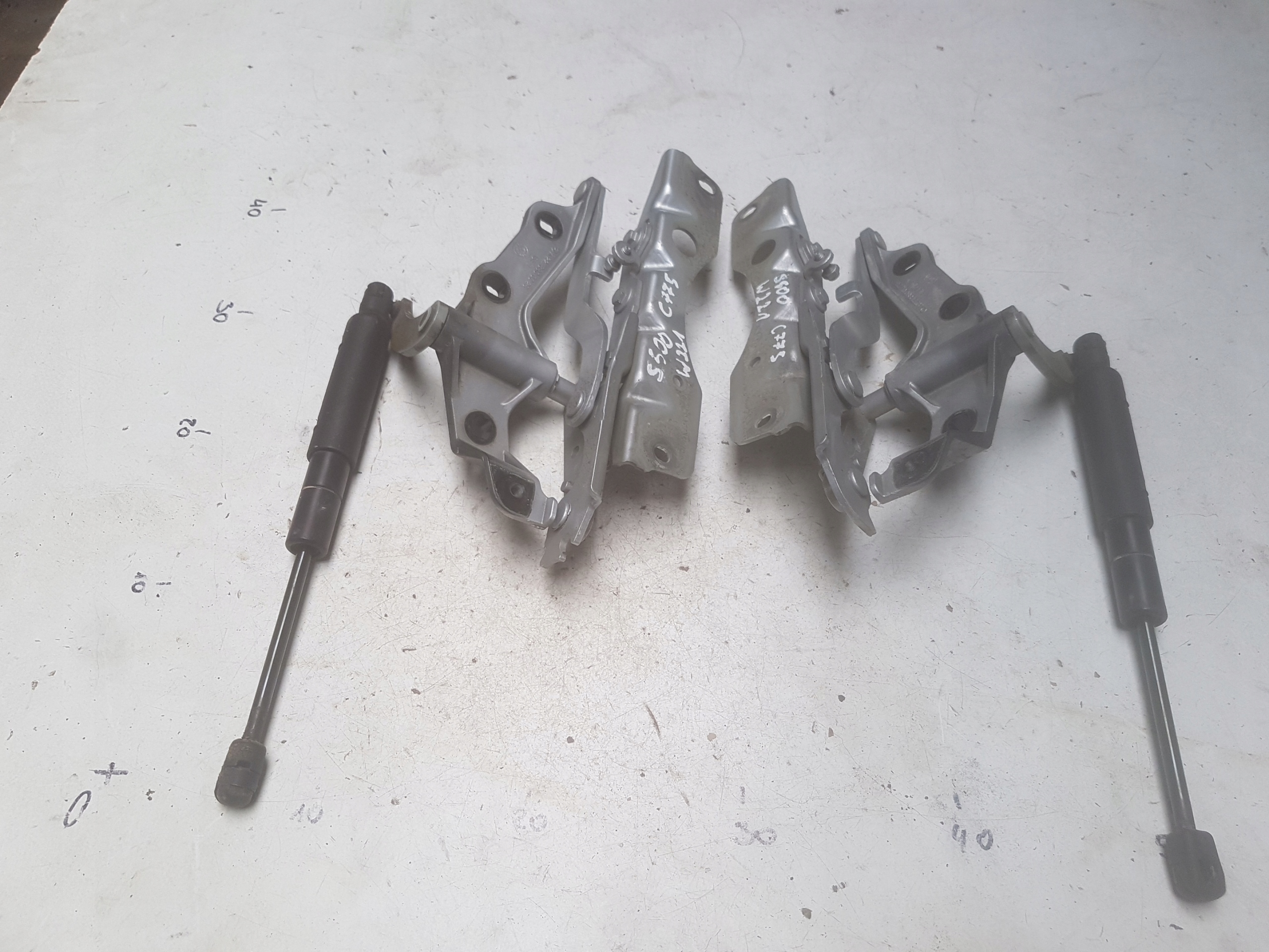 MERCEDES S класс W221 петли капота комплект C775