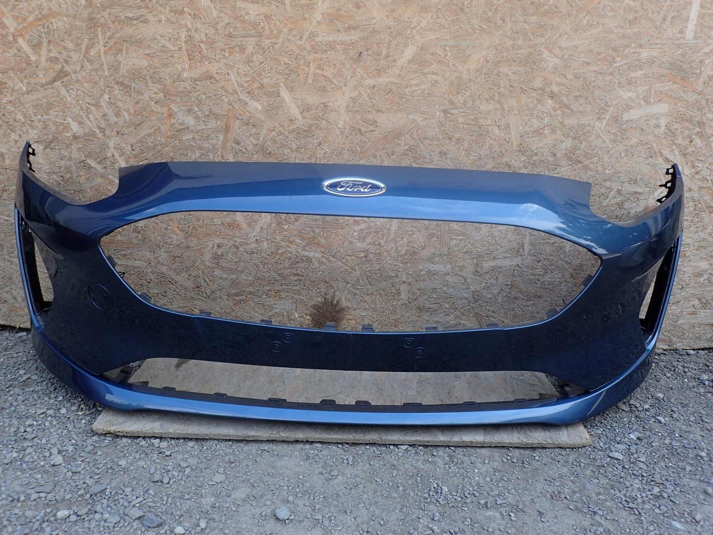 bumper front front FORD FIESTA MK8 VIII 2017