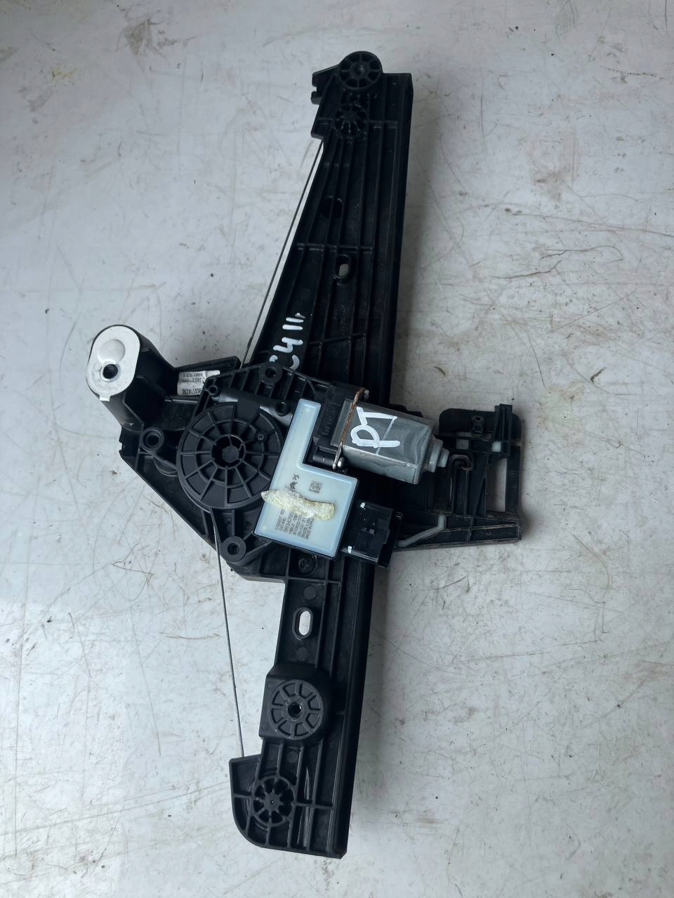 window regulator mechanism right rear part CITROEN C4 III 9834295980