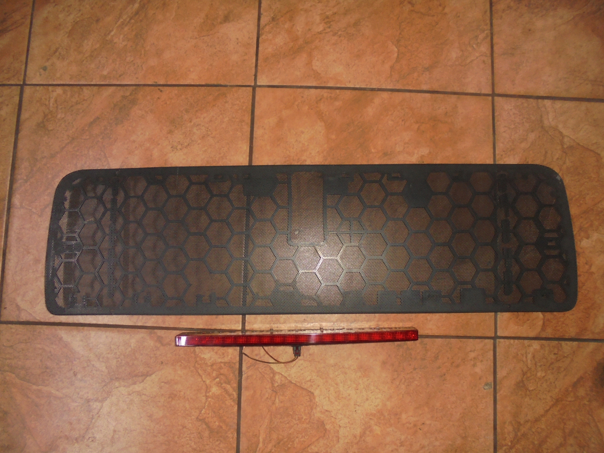 AUDI A4 B6 1.9TDI 02' SED LAMPA STOP MASKOWNICA