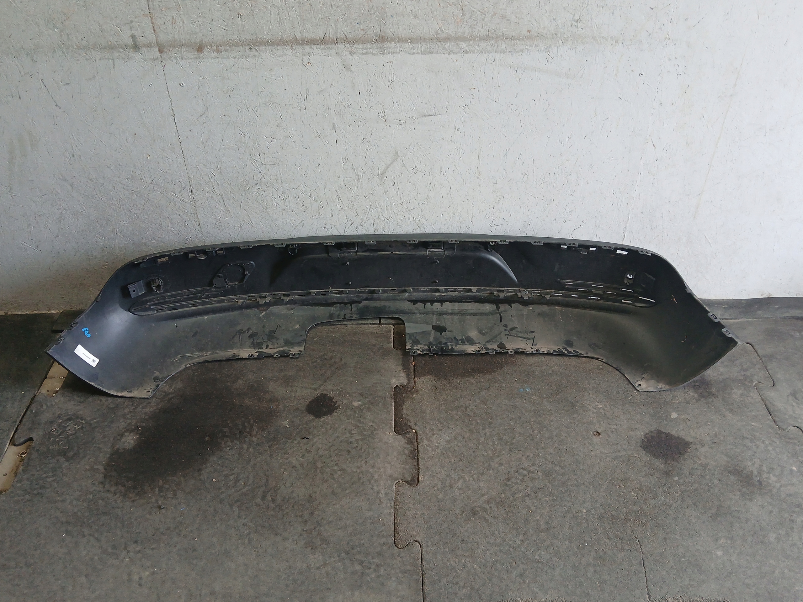 Stoßstange heck MERCEDES EQA W243