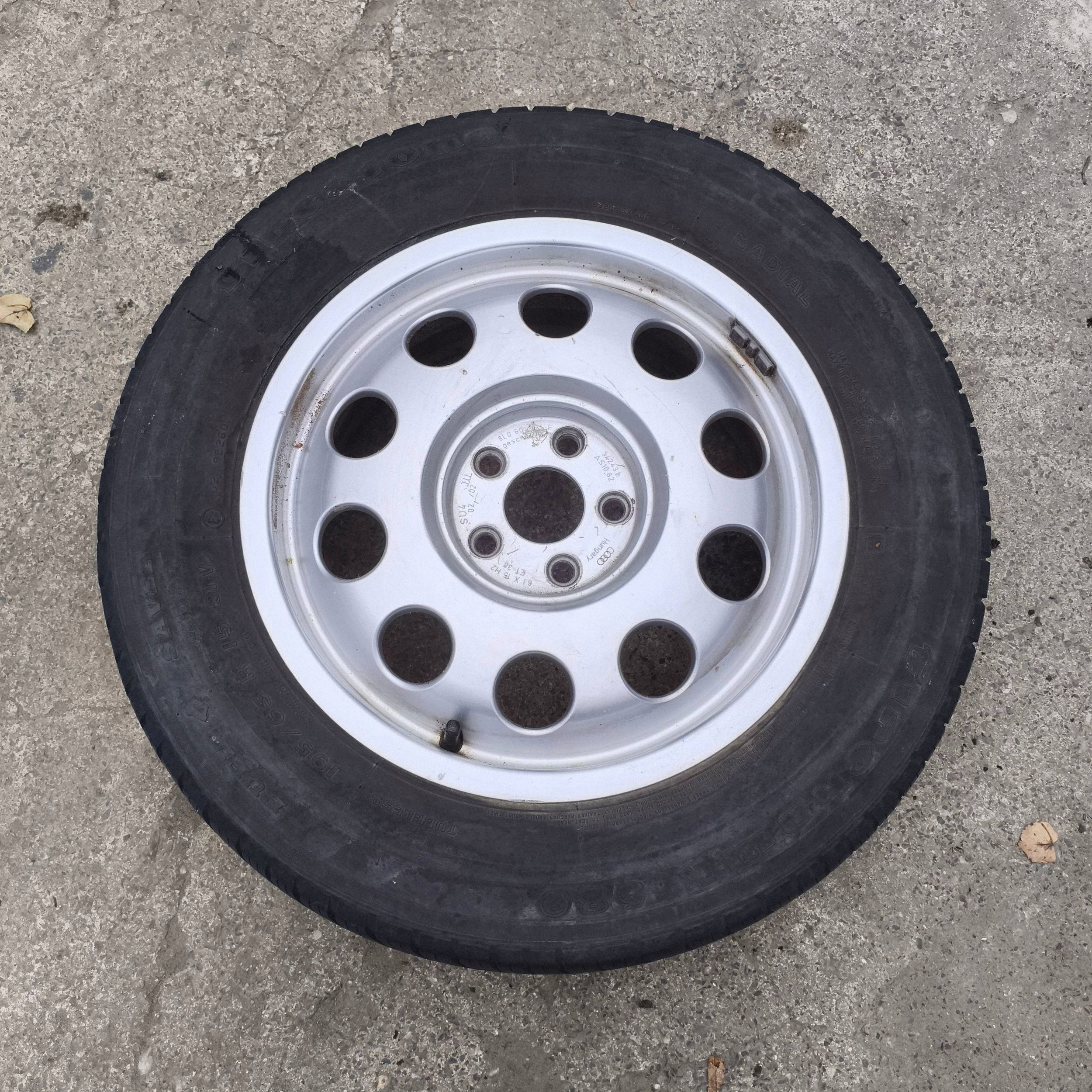 disc 15 Audi A3 S3 8L 2002 (tyre gratis)