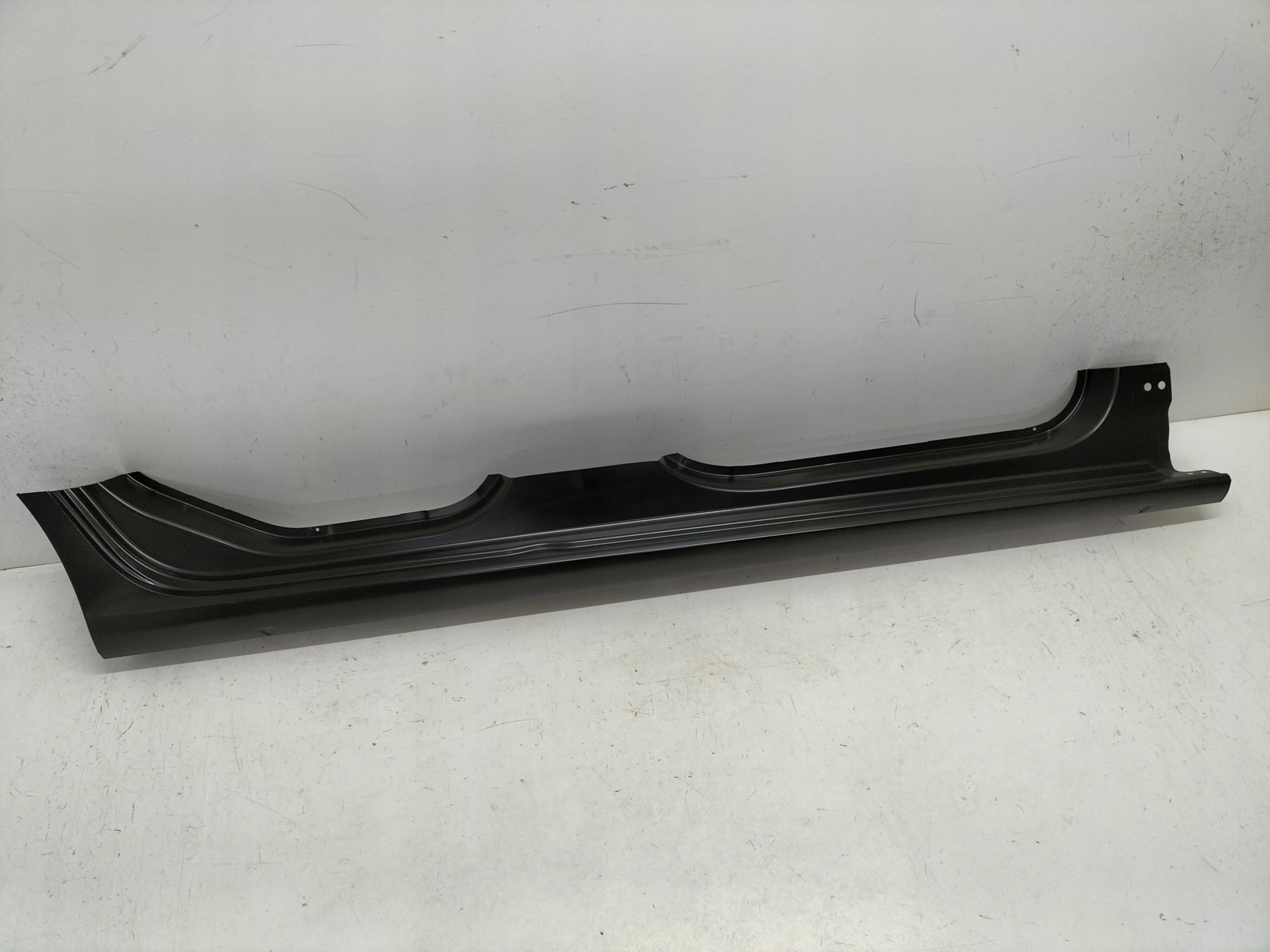 threshold side right SKODA SCALA 19