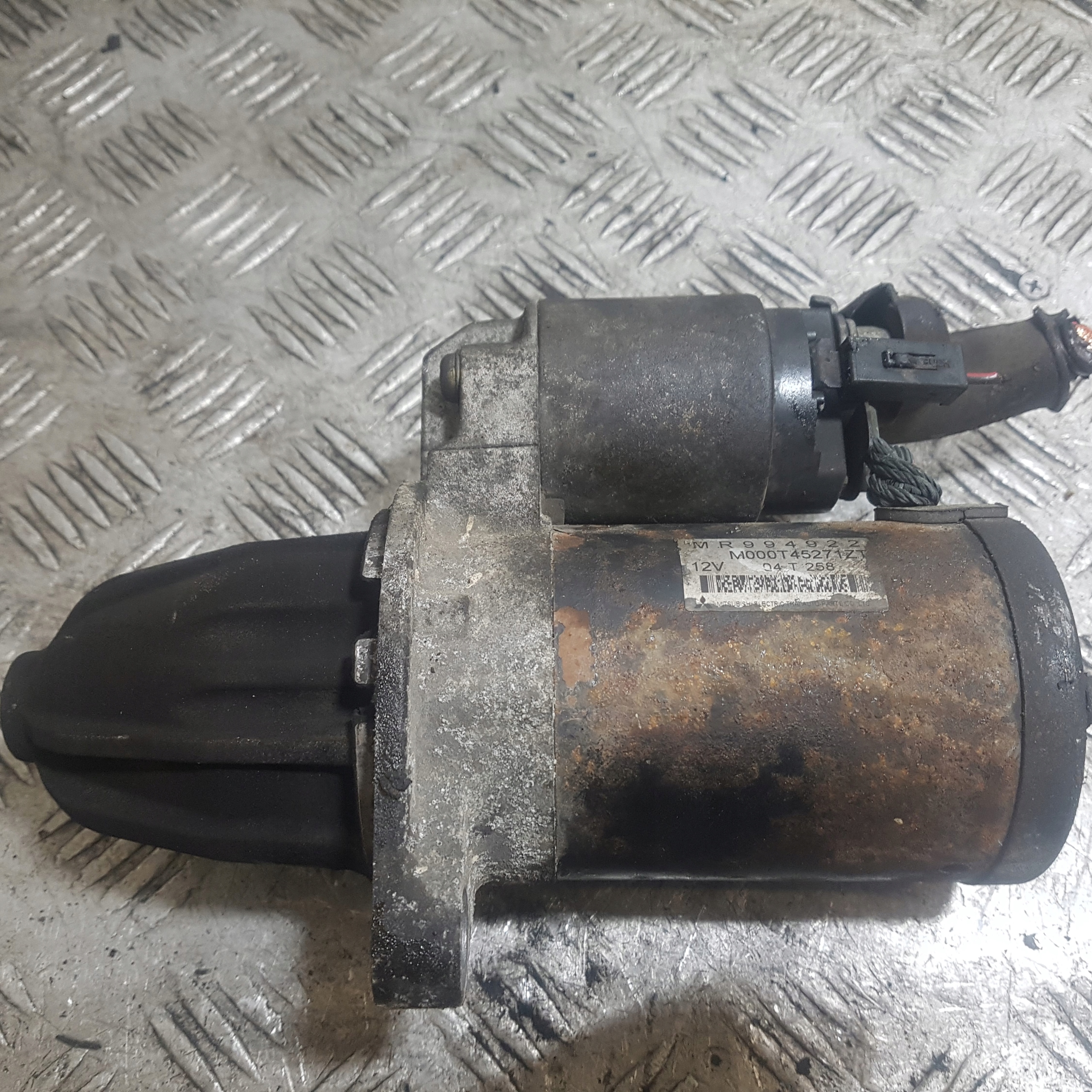 Anlasser Starter MITSUBISHI COLT MR994922 1.1 B