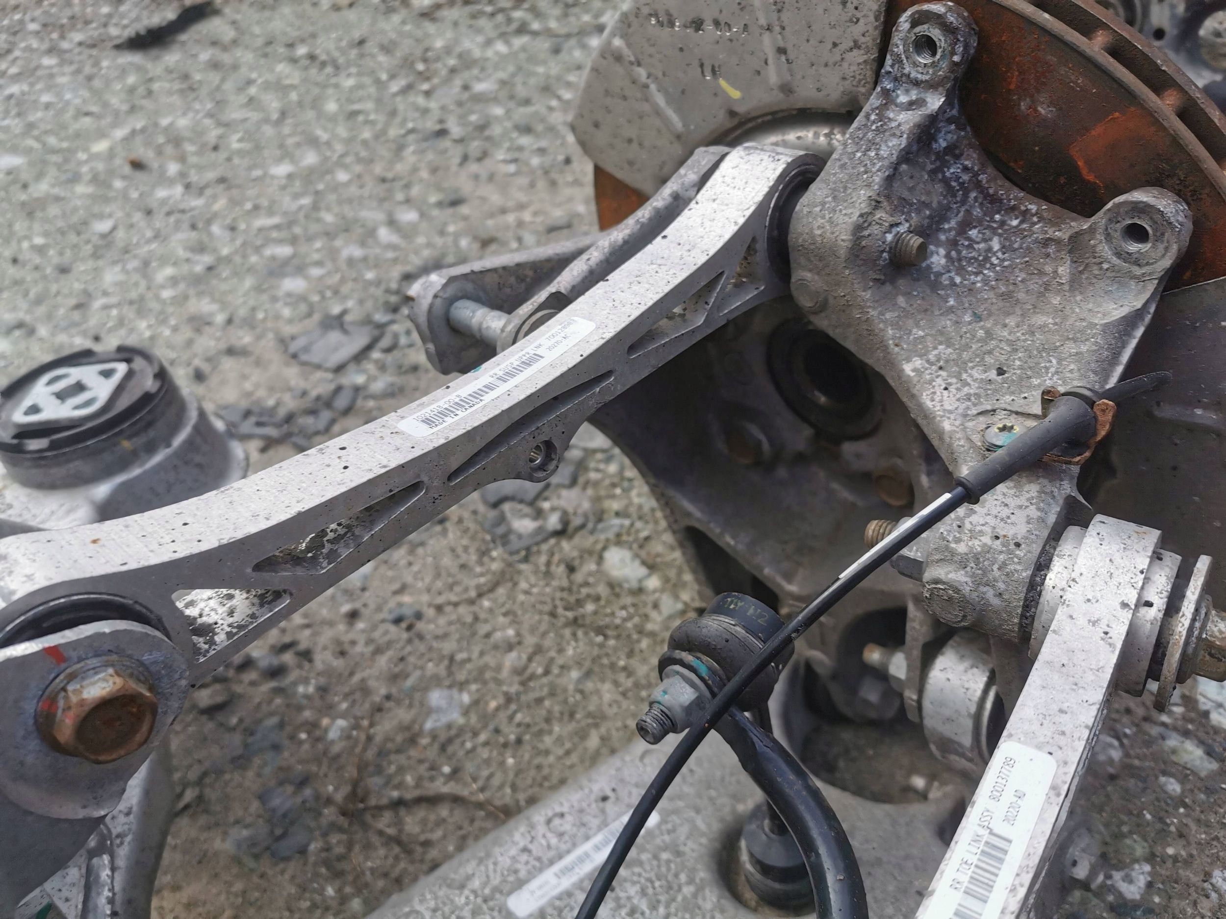 Tesla Model S ZAWIESZENIE TYŁ TYLNE 1009826-00-A 14r. Typ samochodu Samochody osobowe