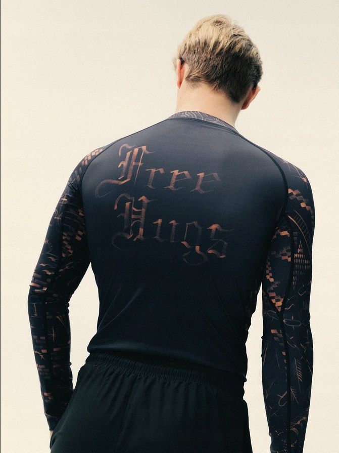 Manto Rashguard Longsleeve Free Hugs XL