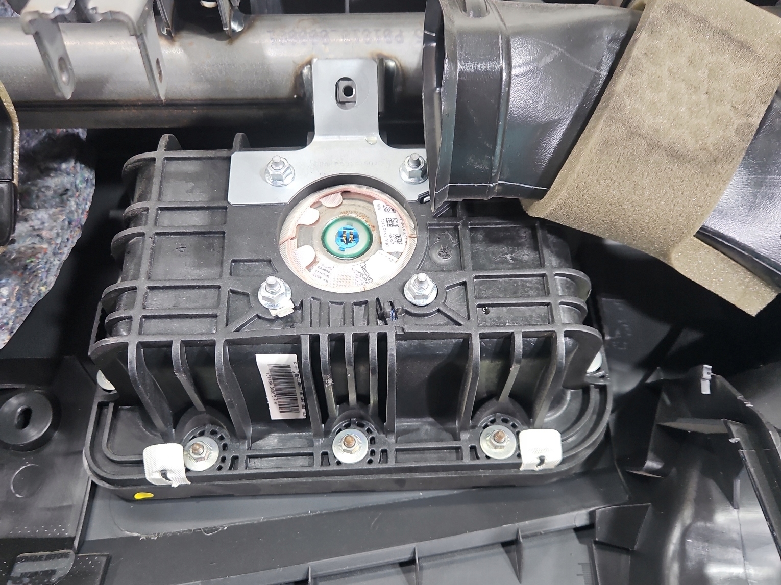 торпеда подушки безопасности пассажира peugeot 3008 и 09-13 европа