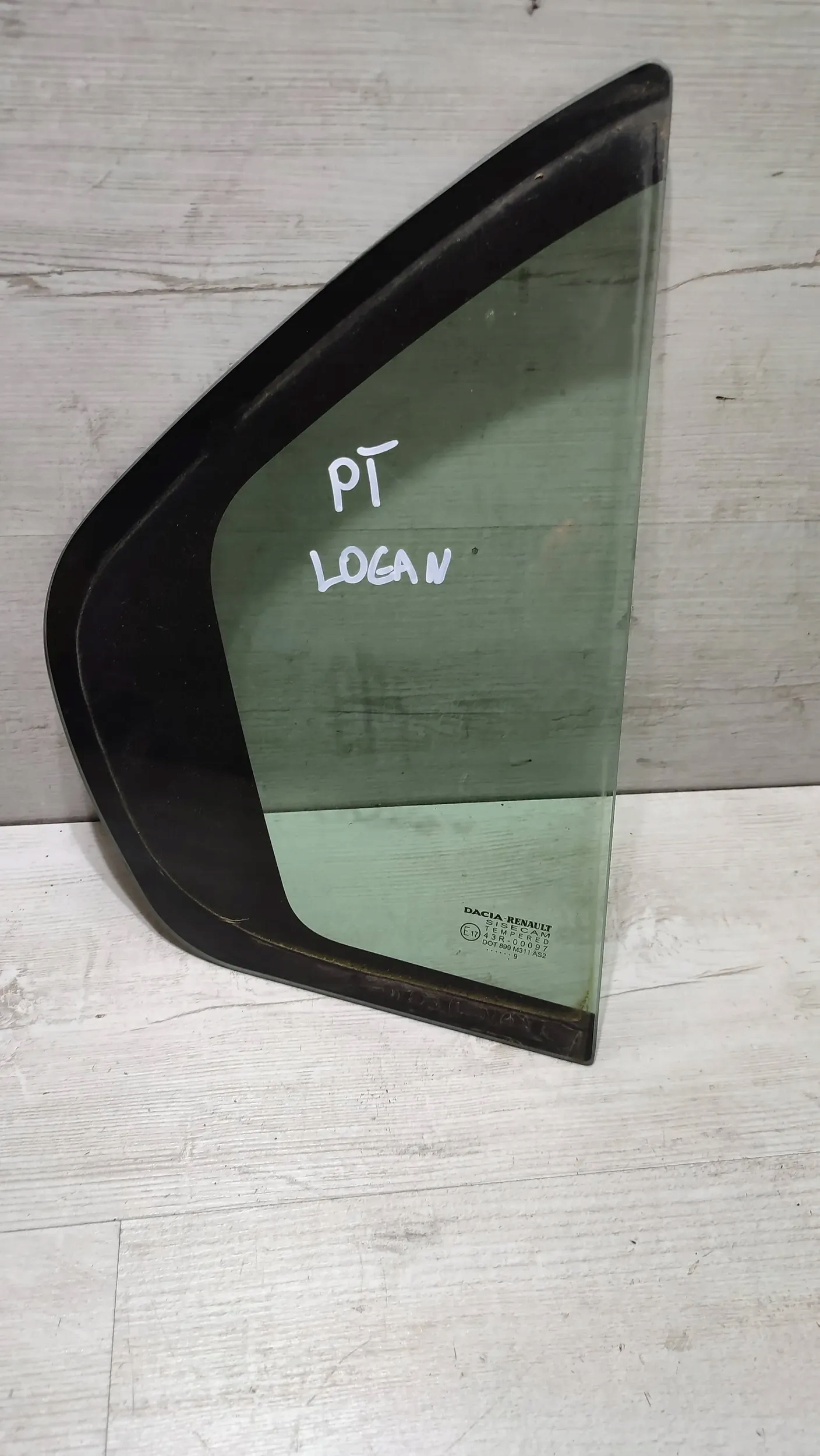Dacia Logan II 2019r. rear part side right window door