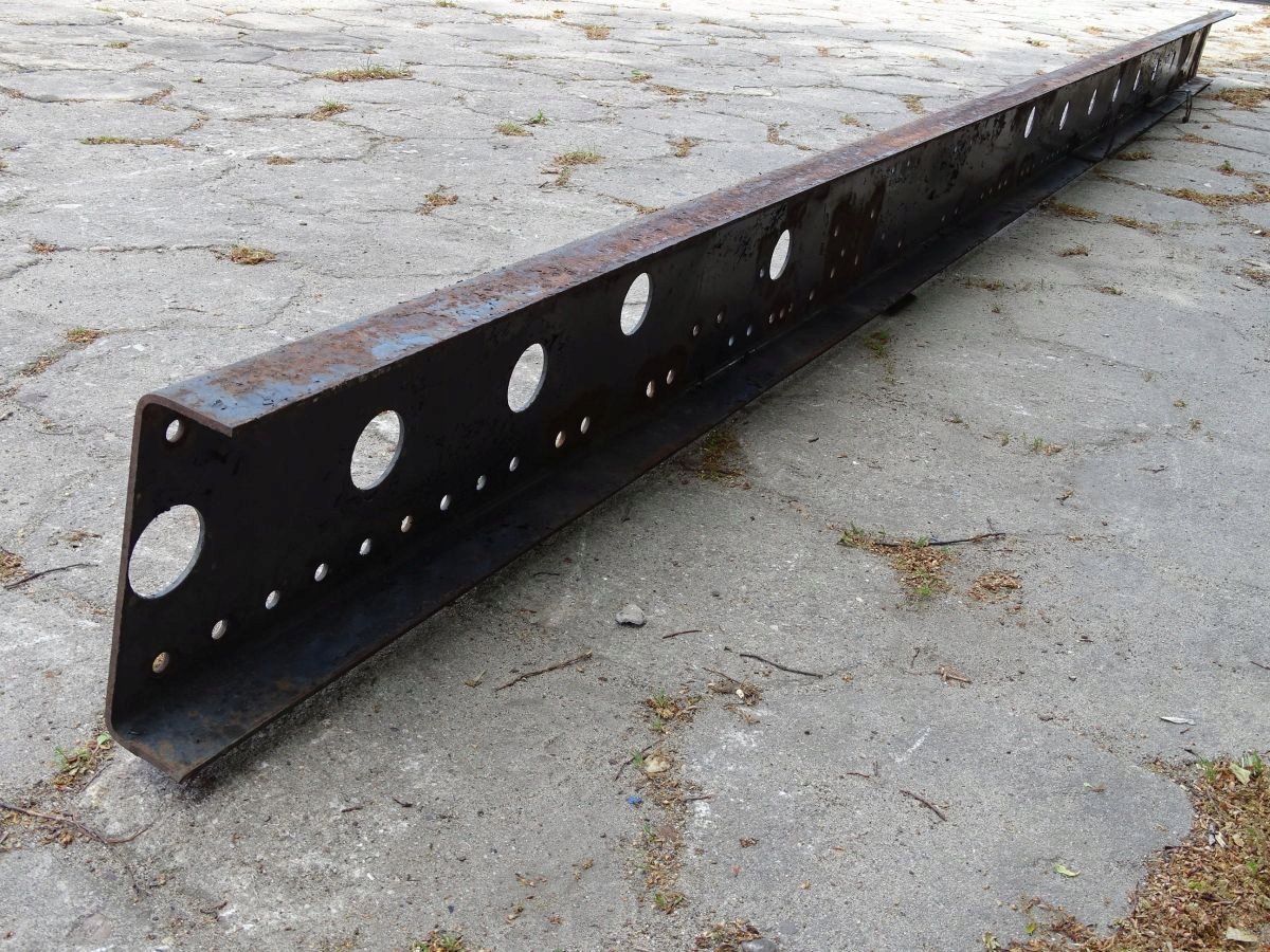 MERCEDES ATEGO 98 RAMA PRAWA BOK RAMY 17 5 485X23 Part manufacturer Mercedes Benz OE