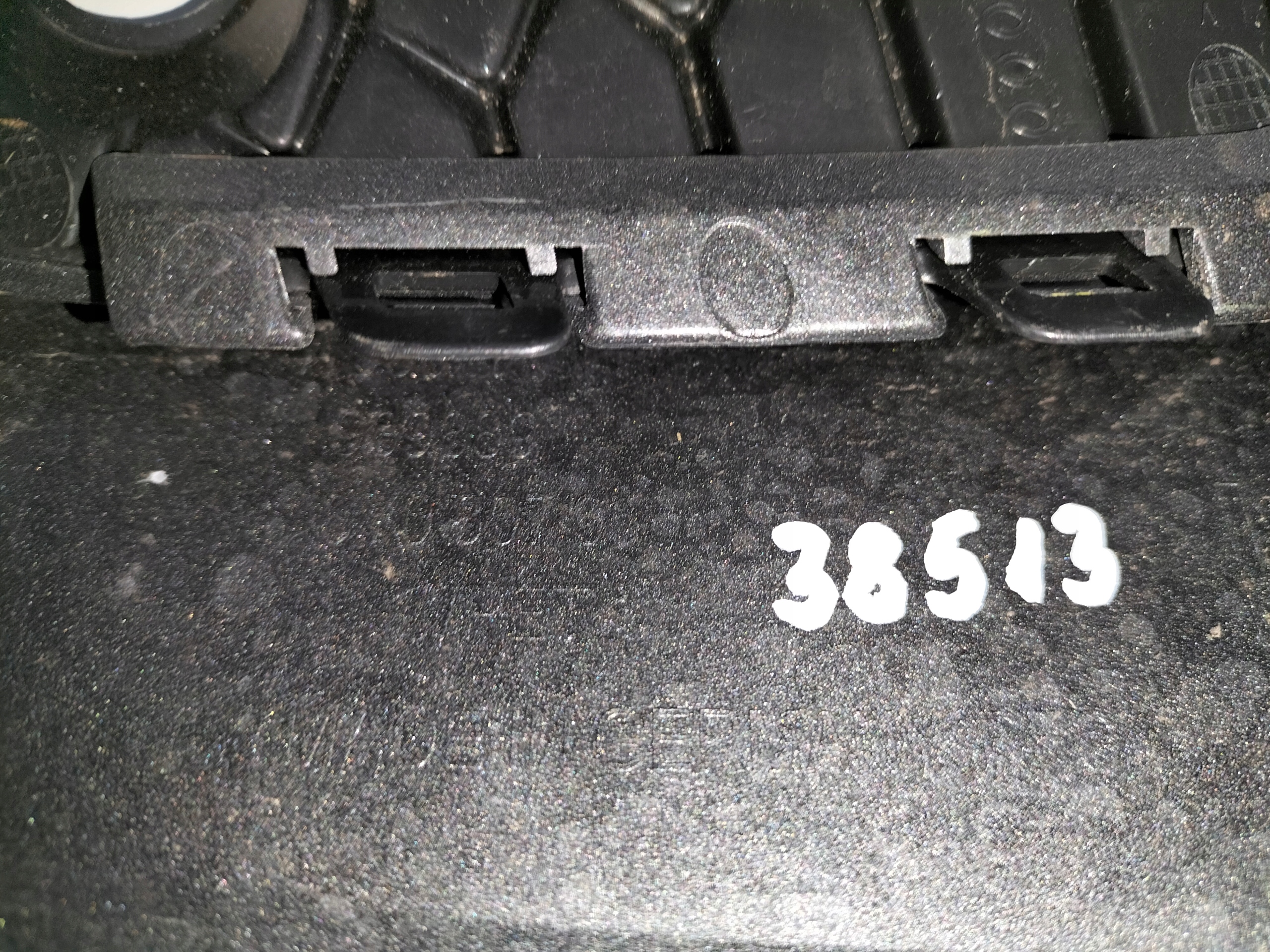 grille grid of a bumper front left AUDI A3 8Y 20