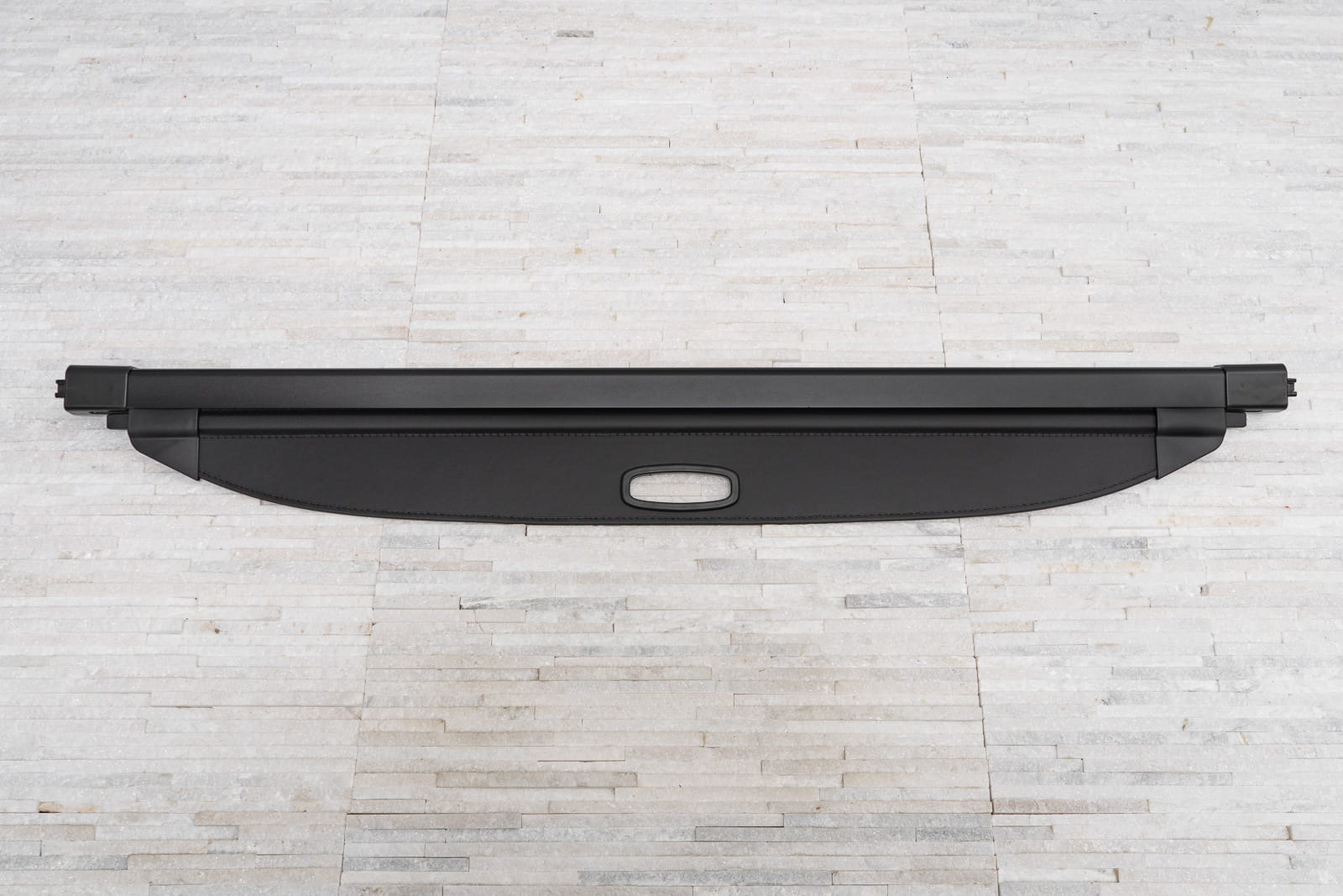 MERCEDES ML W164 2006-2011 ROLETA BAGAŻNIKA CZARNA Producent części Inny