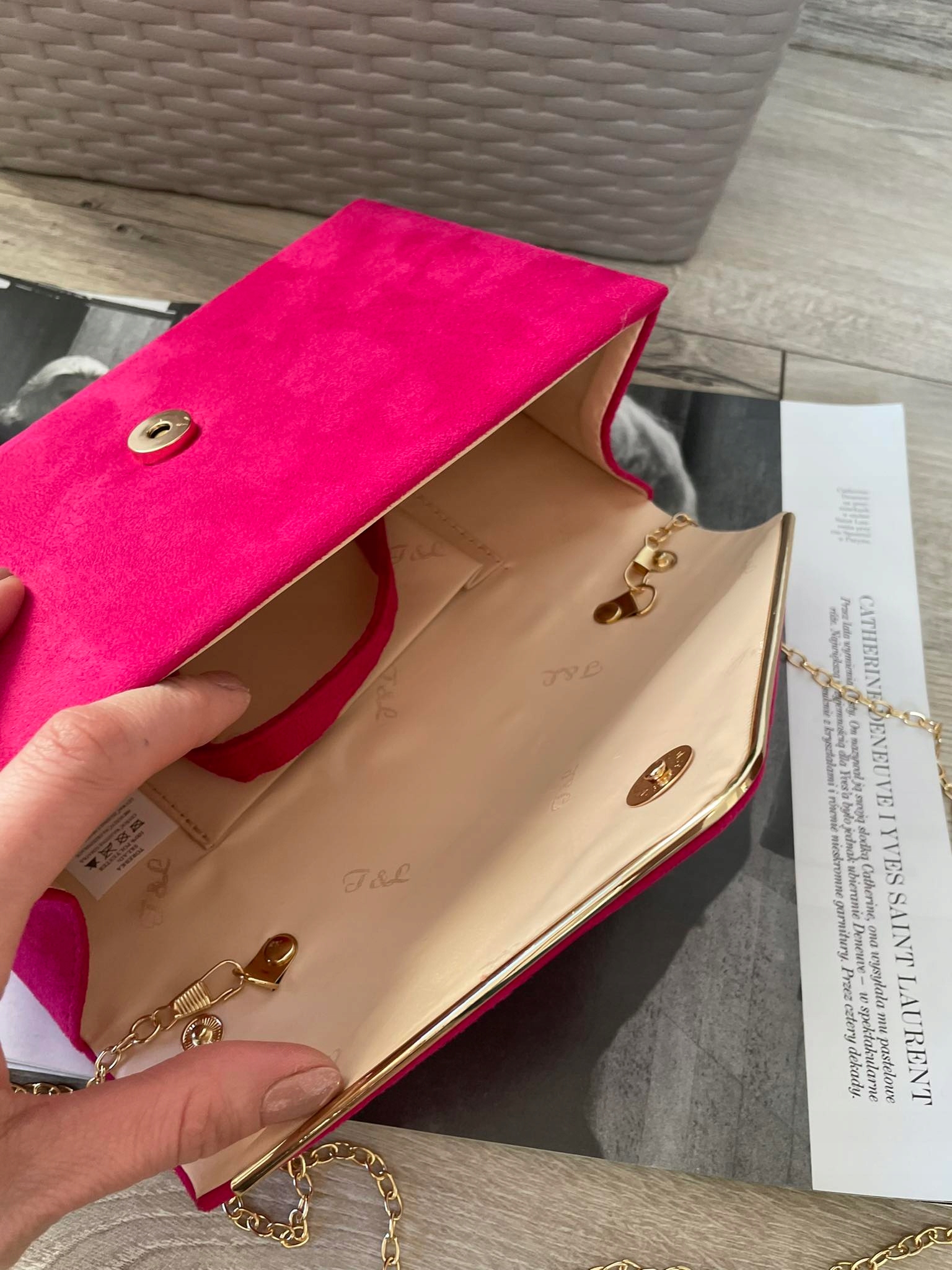 ZAMSZOWA TOREBKA KOPERTÓWNA NA ŁAŃCUSZKU FUKSJA Model KOPERTÓWKA