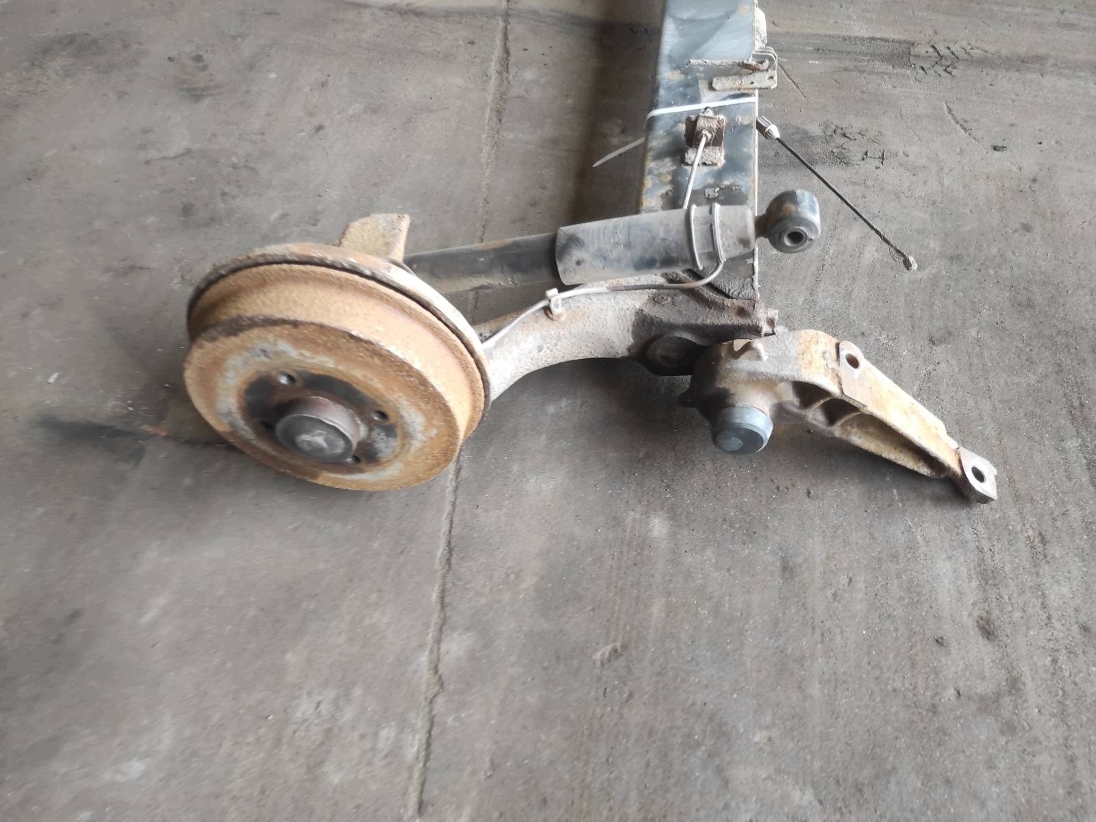 sider axis springing rear part BEBNY without ABS DO REGENERACJI RENAULT KANGOO and FL