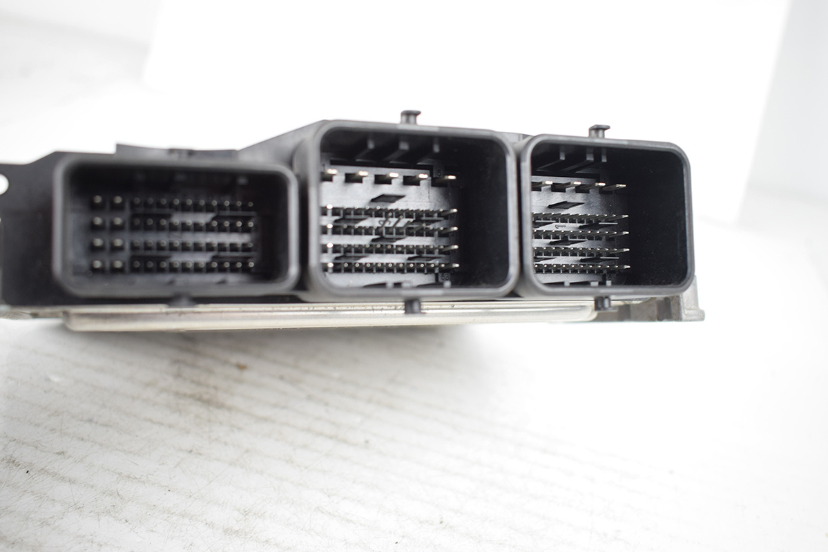 computer control unit CITROEN PEUGEOT 9677529580