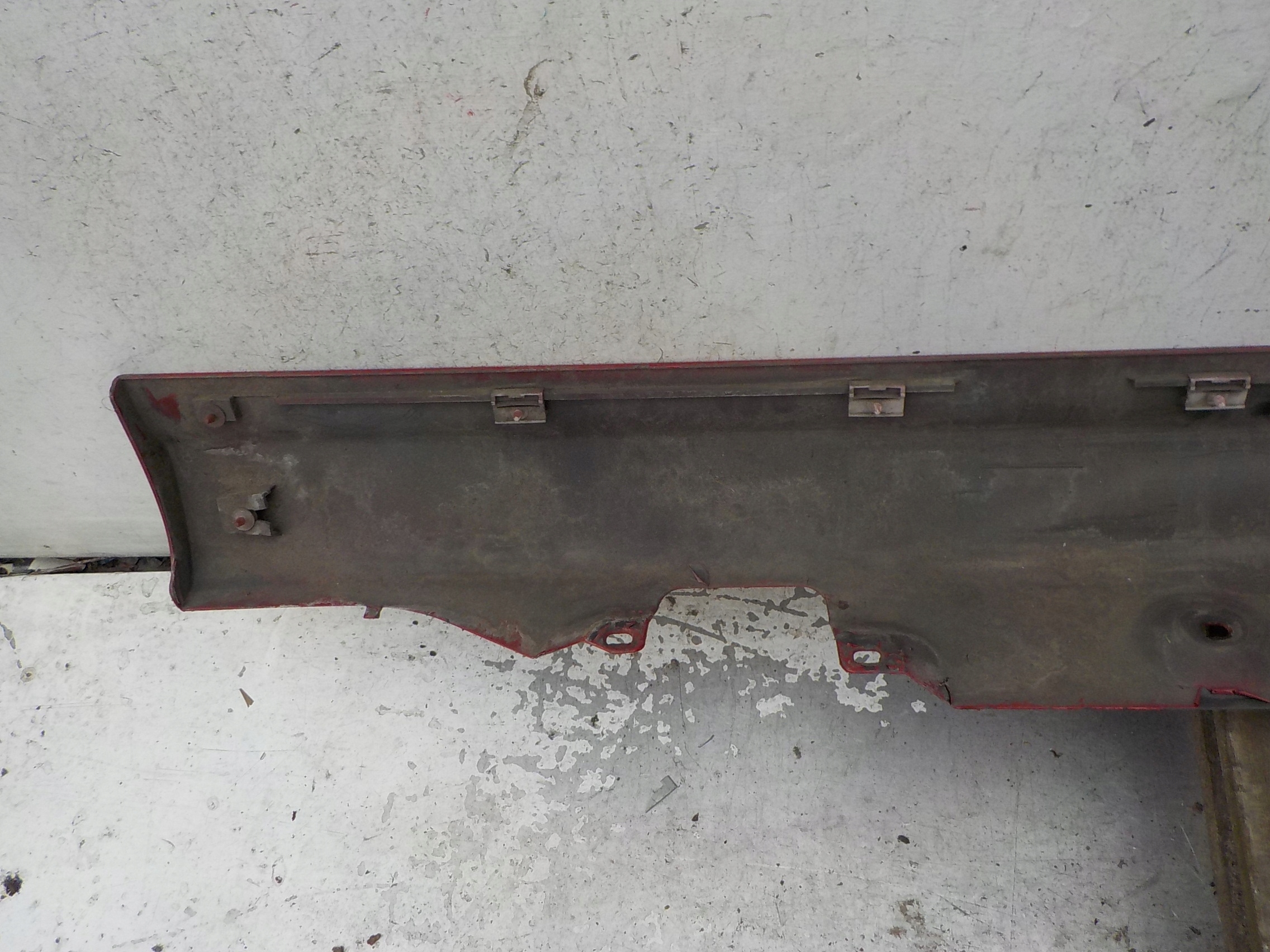 20 BMW 3 E46 M PAKIET sedan cap threshold left