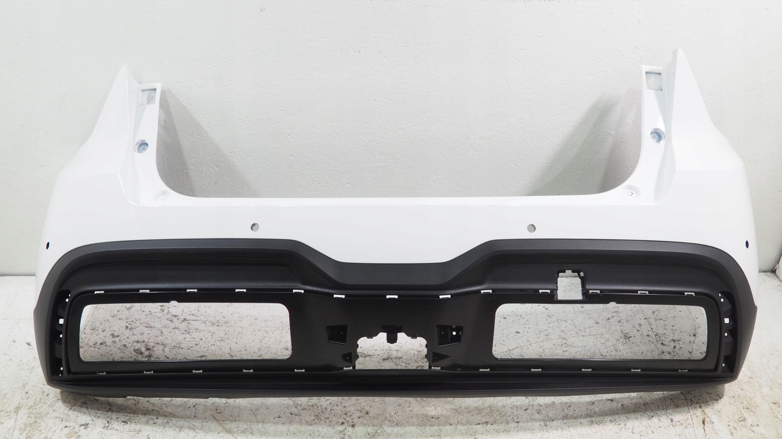 MG MG4 bumper rear part rear EH320002